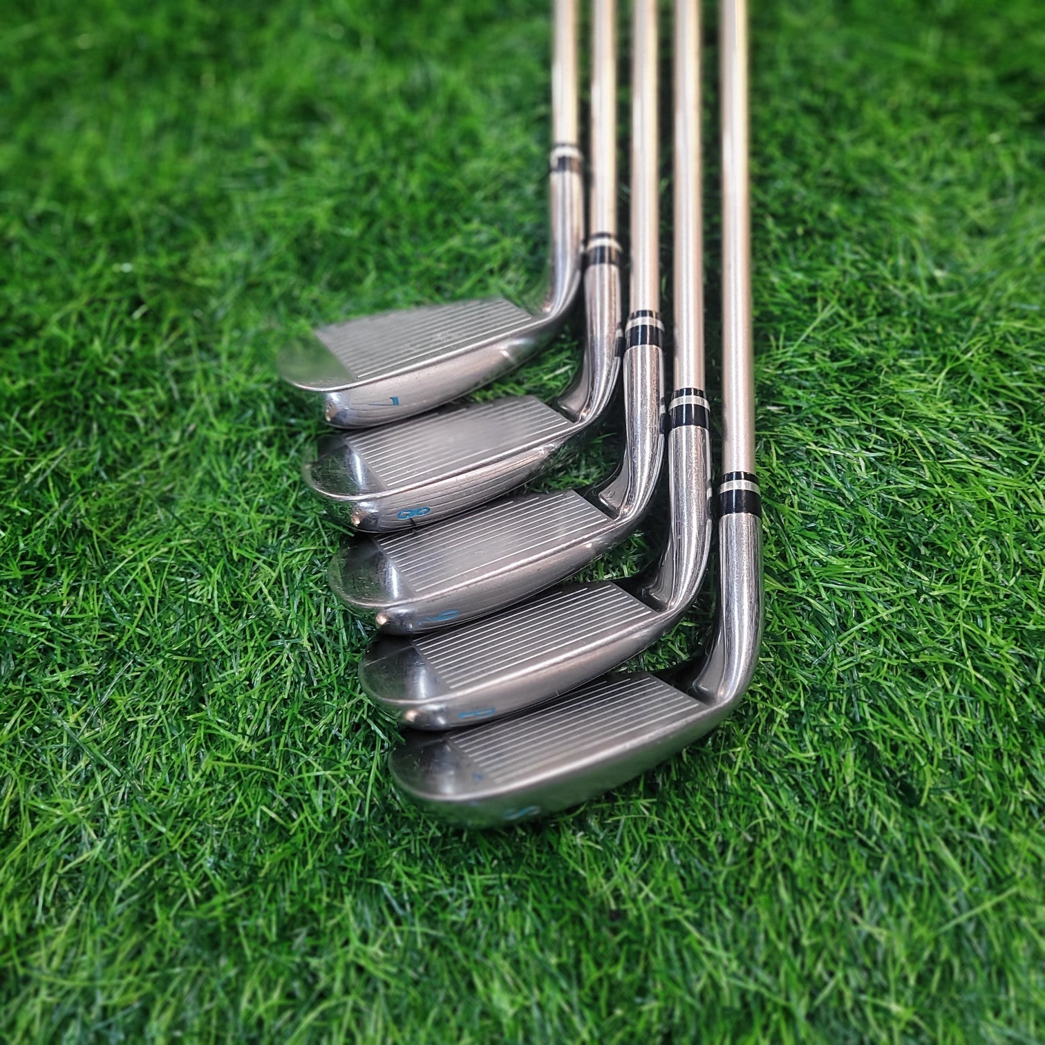 Mizuno Iron Set / EURUS / 5 pcs / Women