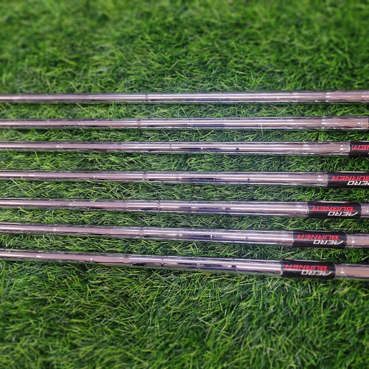 TaylorMade Iron Set / Aero BURNER / 7pcs / S