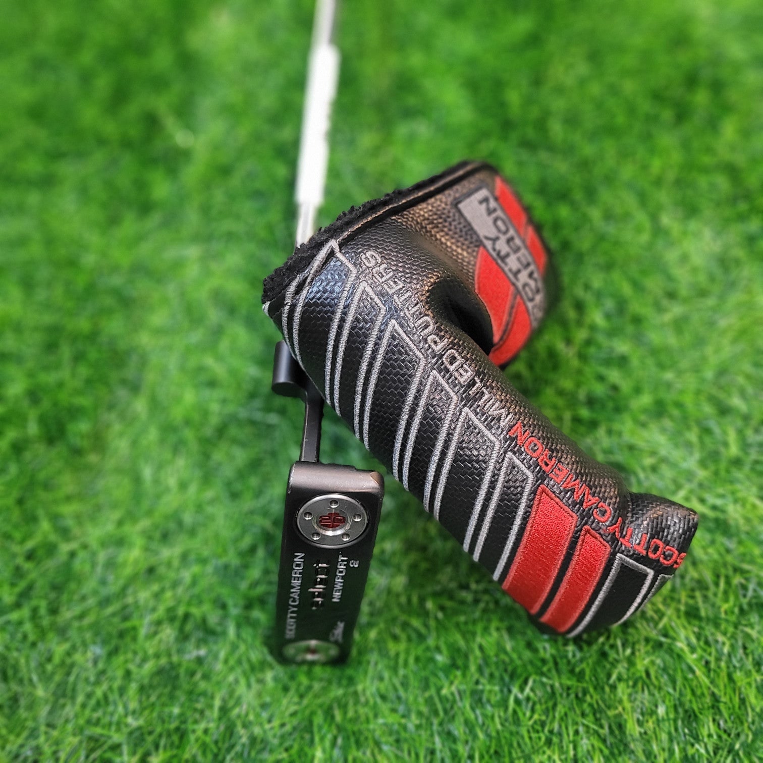 SCOTTY CAMERON Putter / SELECT NEWPORT 2 Black / 33"