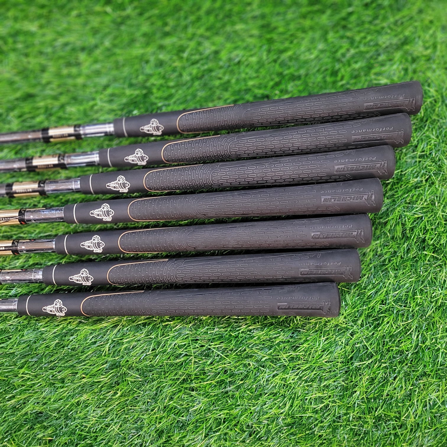 ADAMS Iron Set / AT TOUR / 7pcs / R