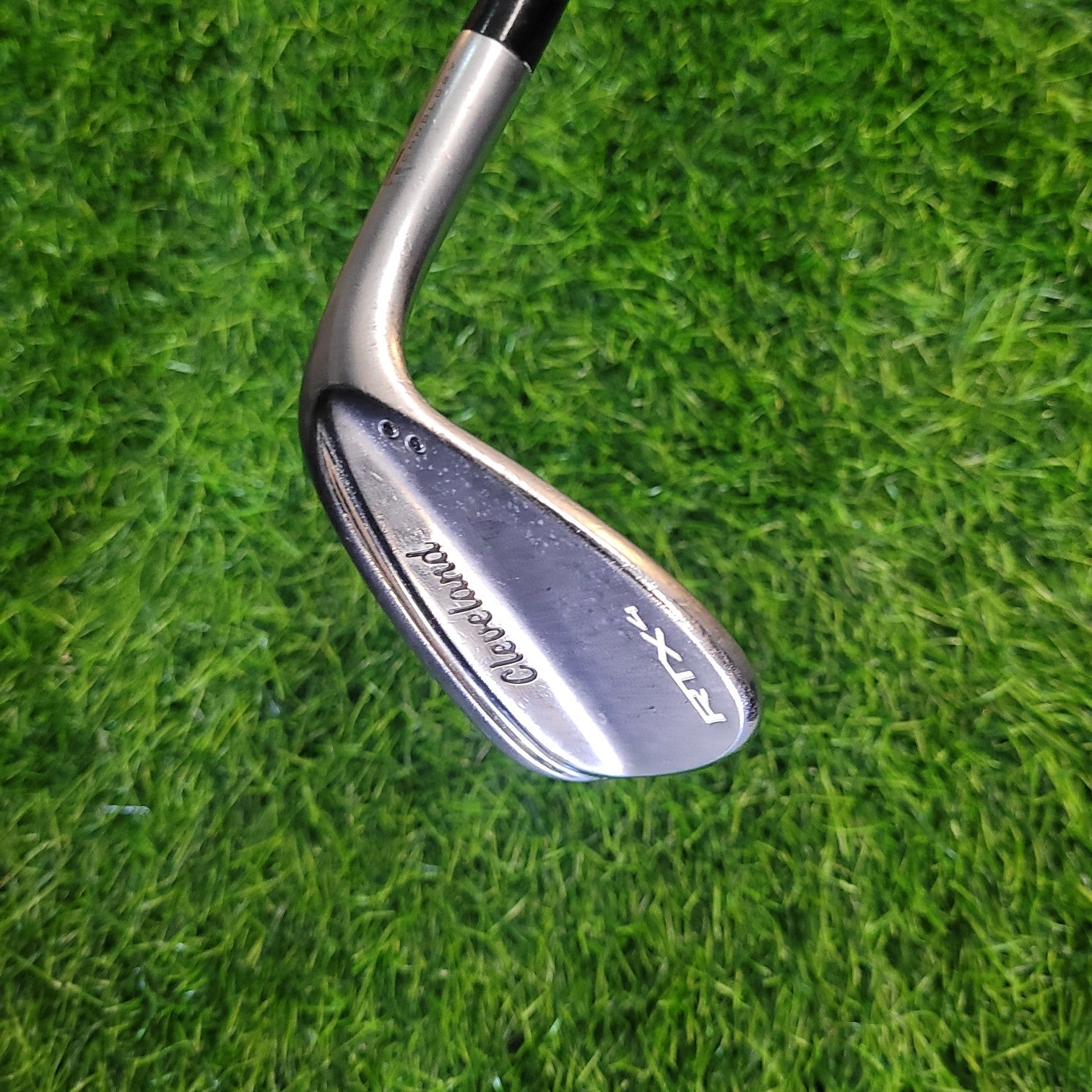 Cleveland Wedge / RTX-4  / 52°-10° MID / S