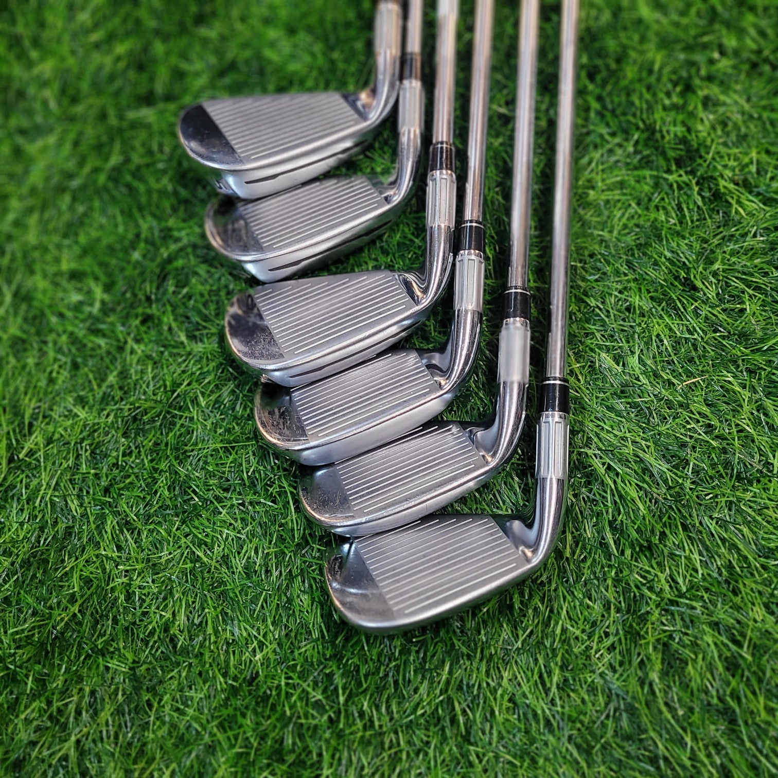 TaylorMade Iron Set / M2 / 6pcs / R