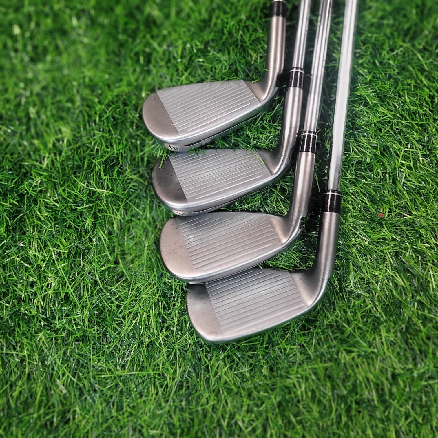 TaylorMade Iron Set / SpeedBlade / 8pcs / R