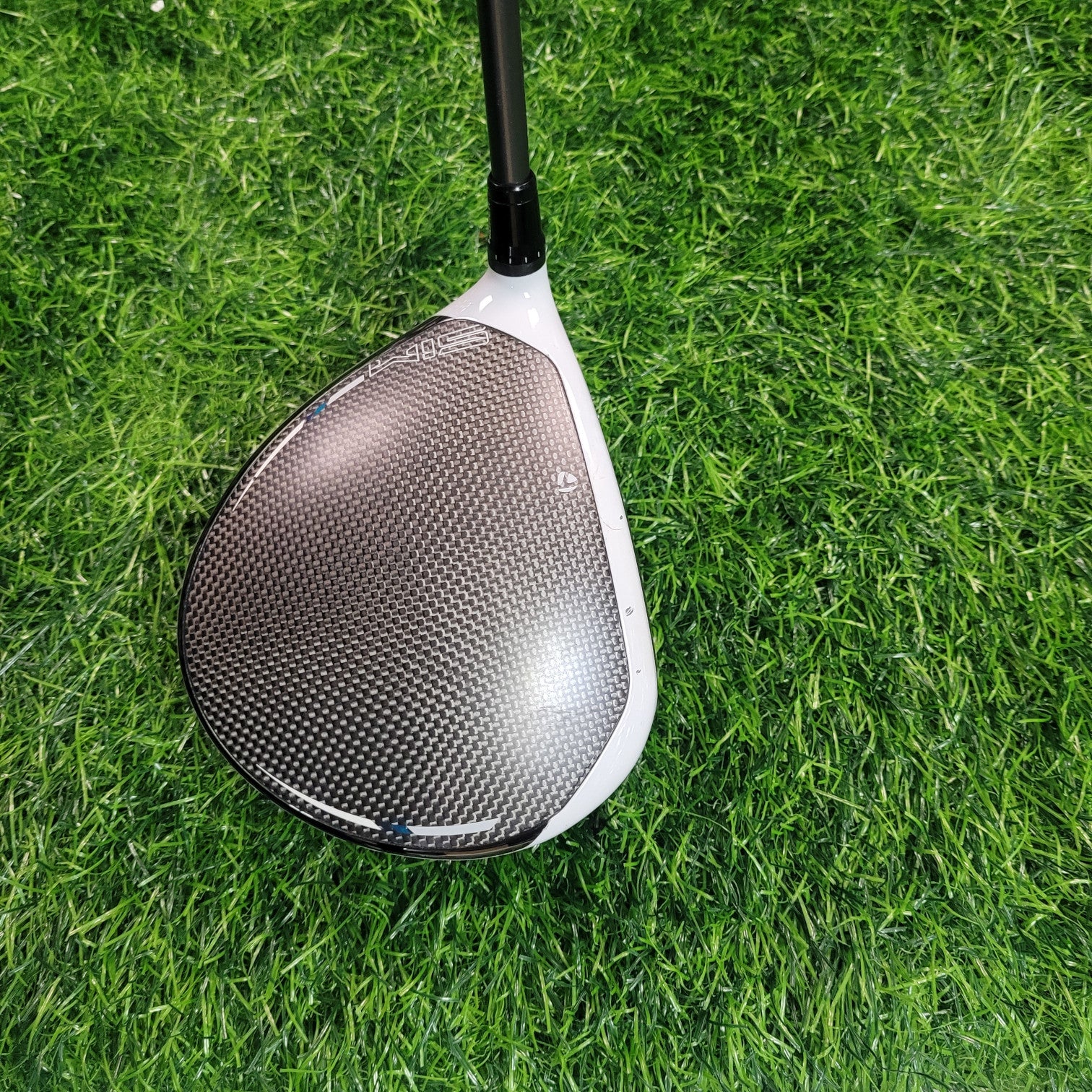 TaylorMade Driver / SIM MAX / 9.0 / R