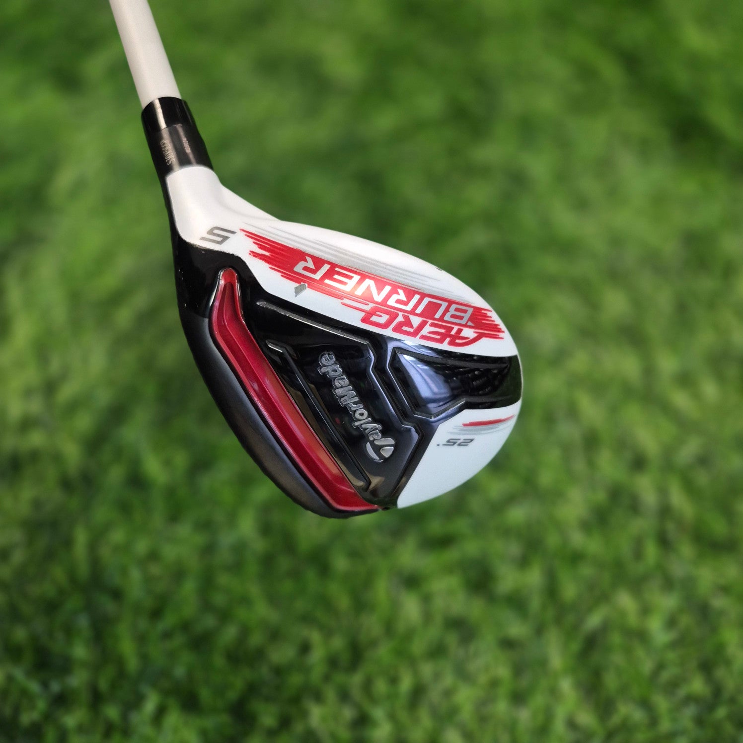 TaylorMade Hybrid / AERO BURNER / 5H / R