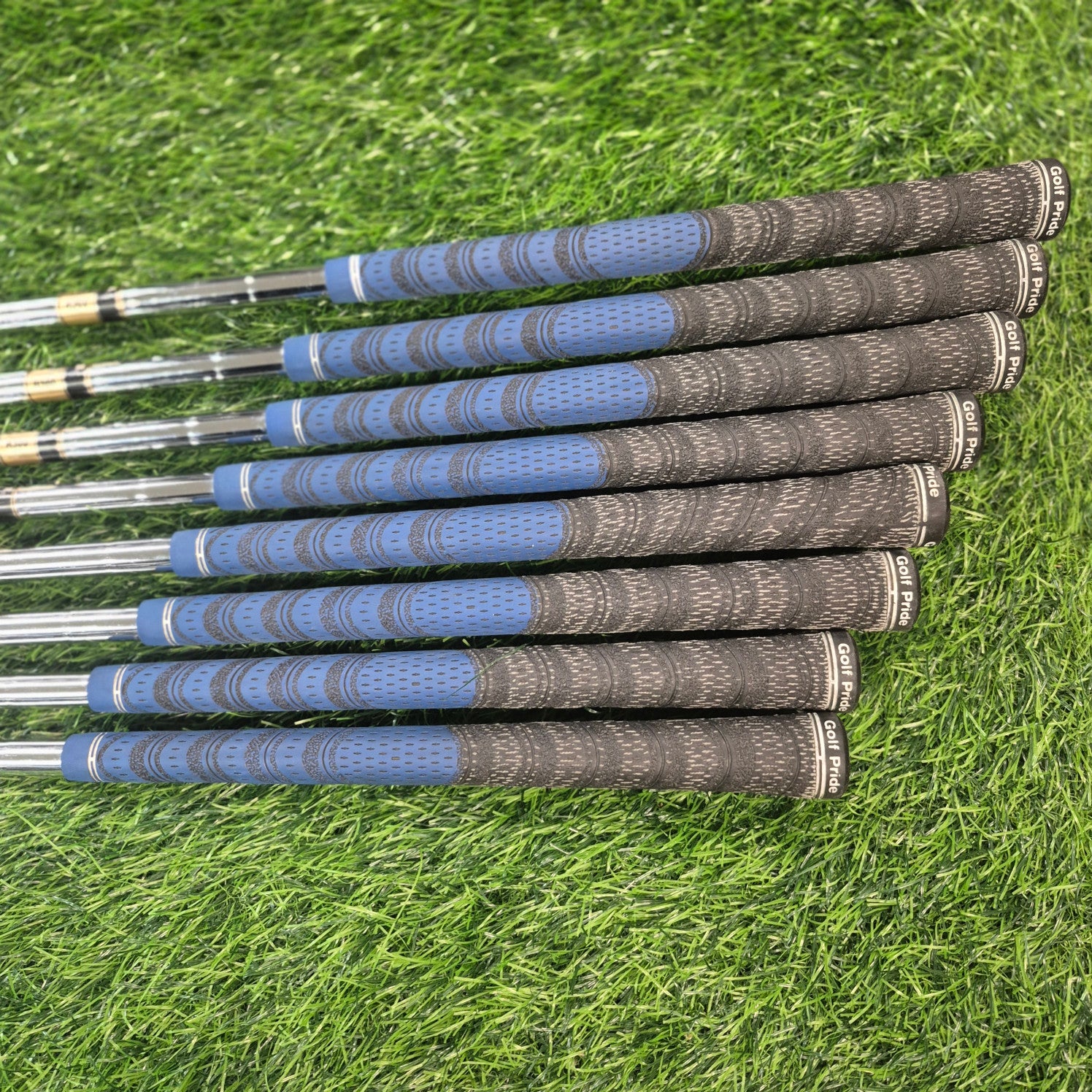 Titleist Iron Set / 990 DCI / 8pcs / R