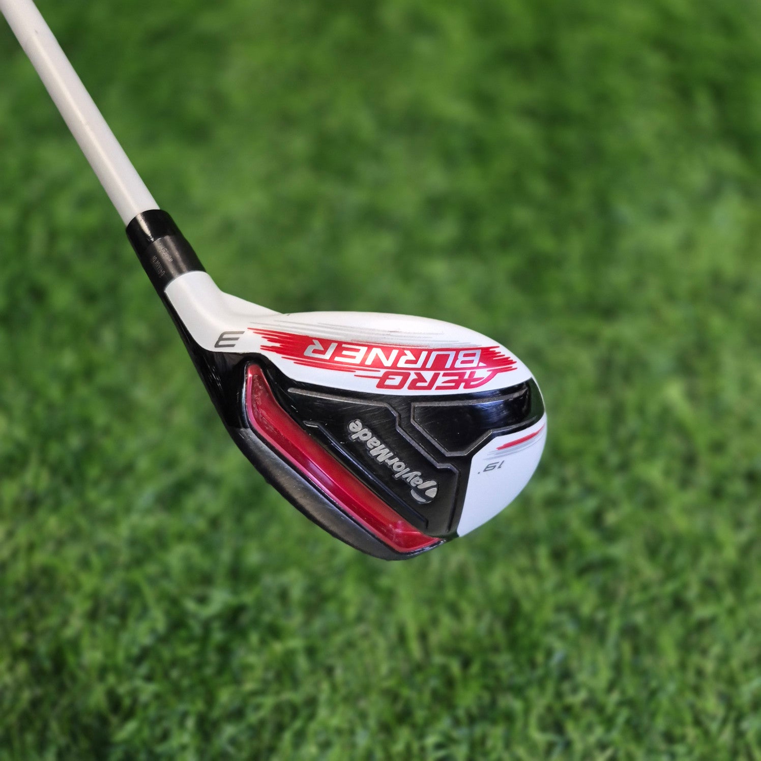 TaylorMade Hybrid / AERO BURNER / 3H / R