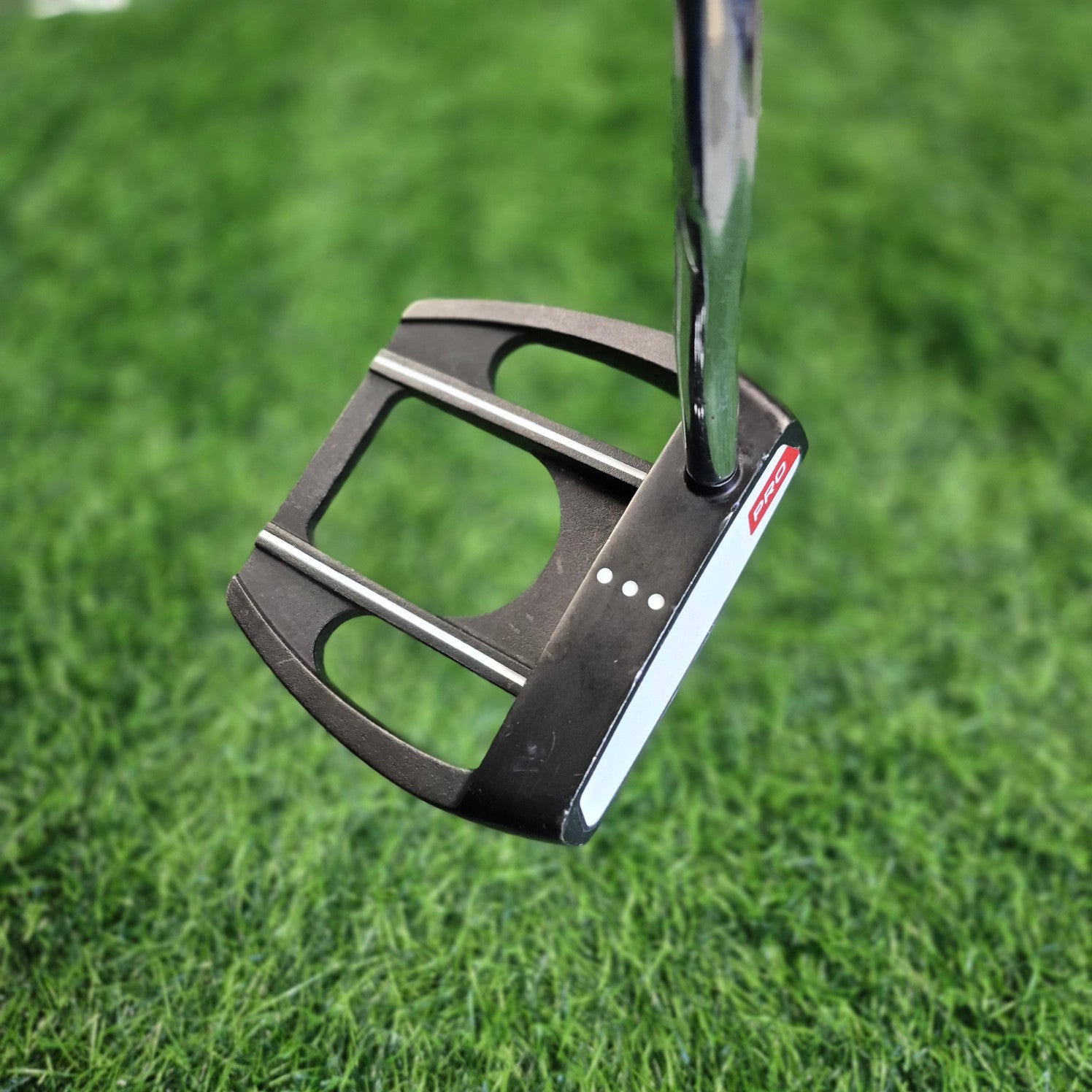 Odyssey Putter / WHITE HOT PRO HAVOK / 35"