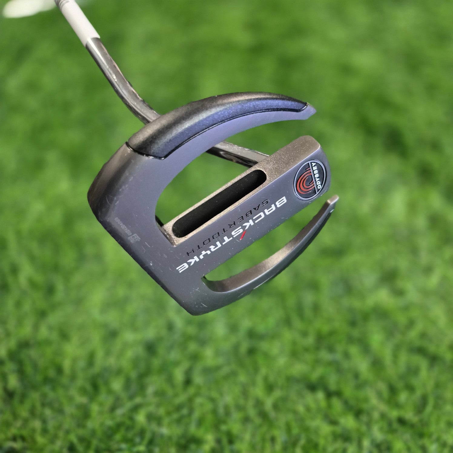 Odyssey Putter / BACK STRYKE Sabertooth / 34