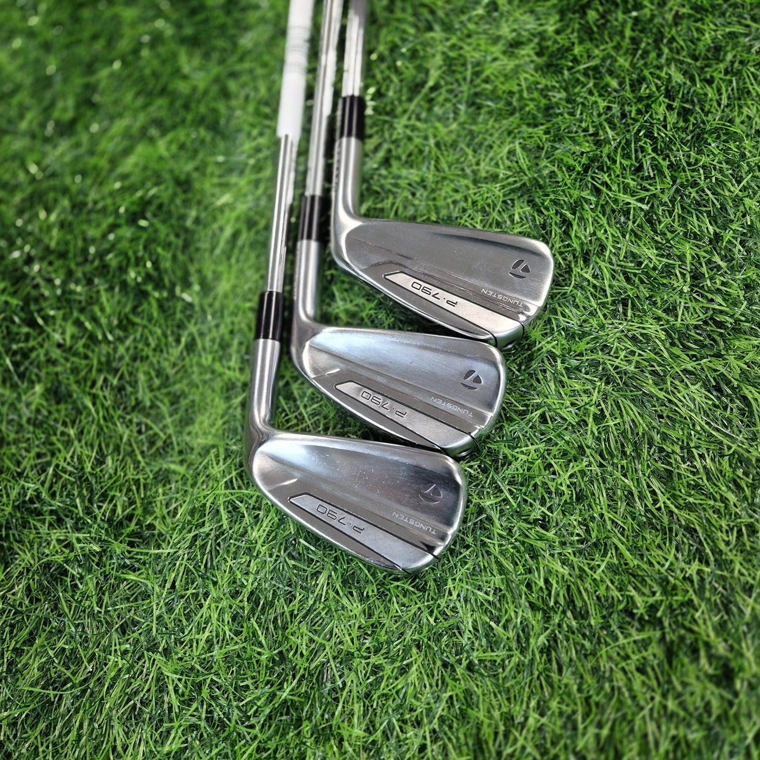 TaylorMade Iron Set / P790 (2019) / 6pcs / S