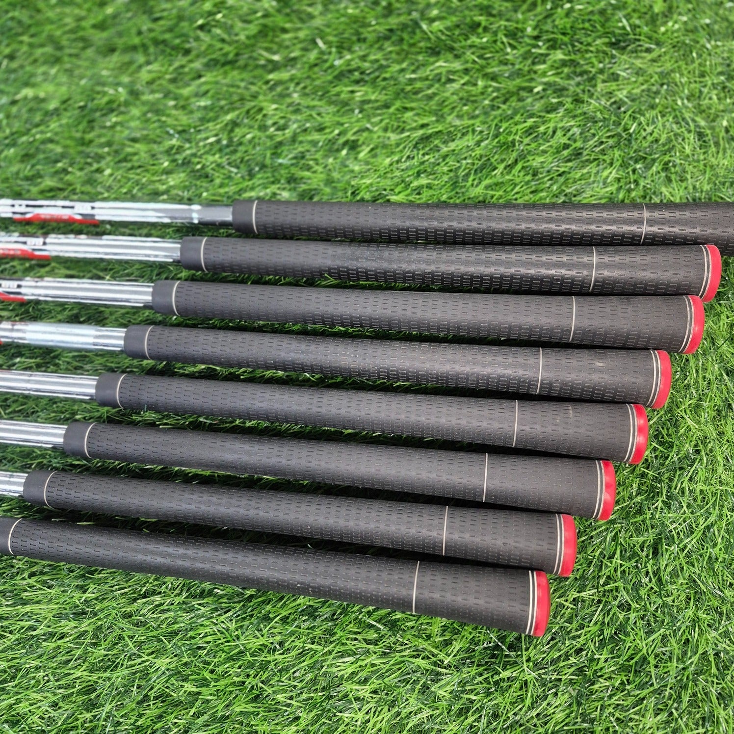 TaylorMade Iron Set / Aero BURNER / 8pcs / R