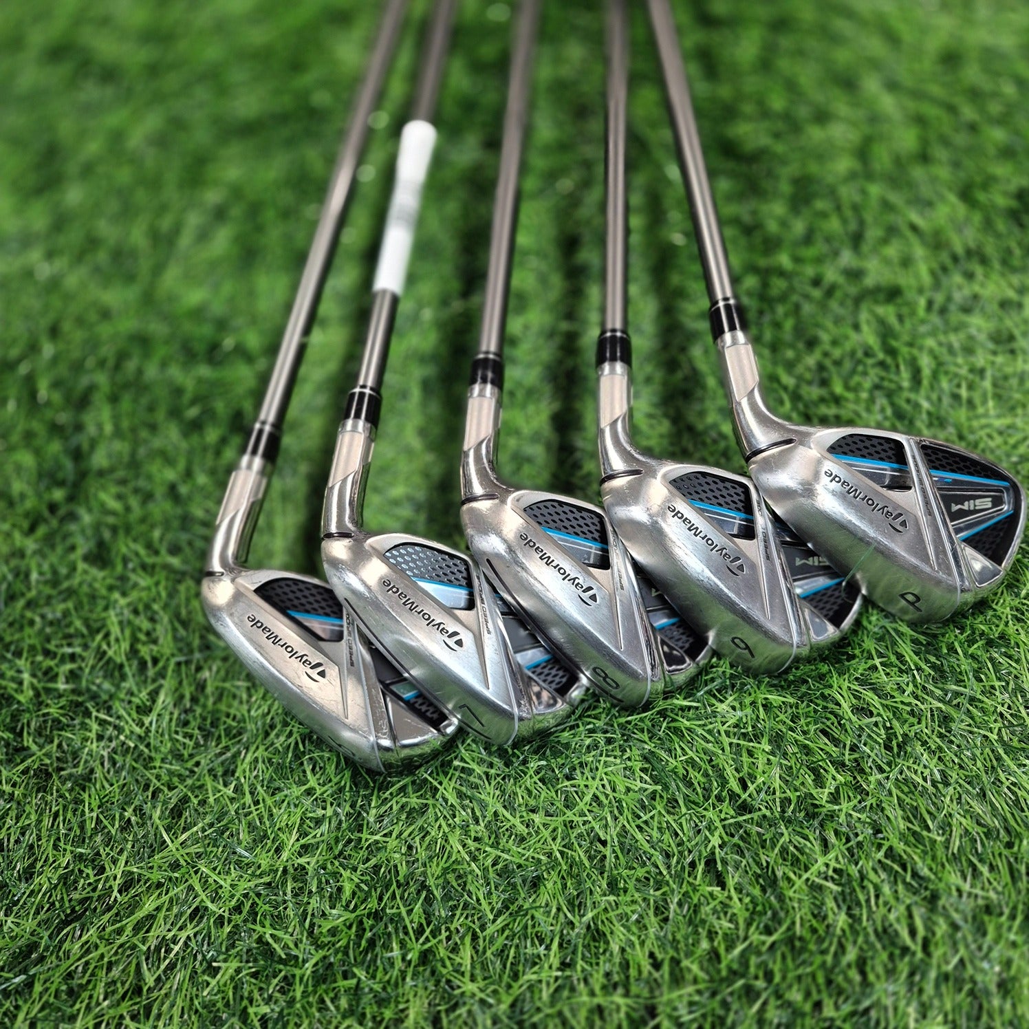 TaylorMade Iron Set / SIM Max / 5pcs / R