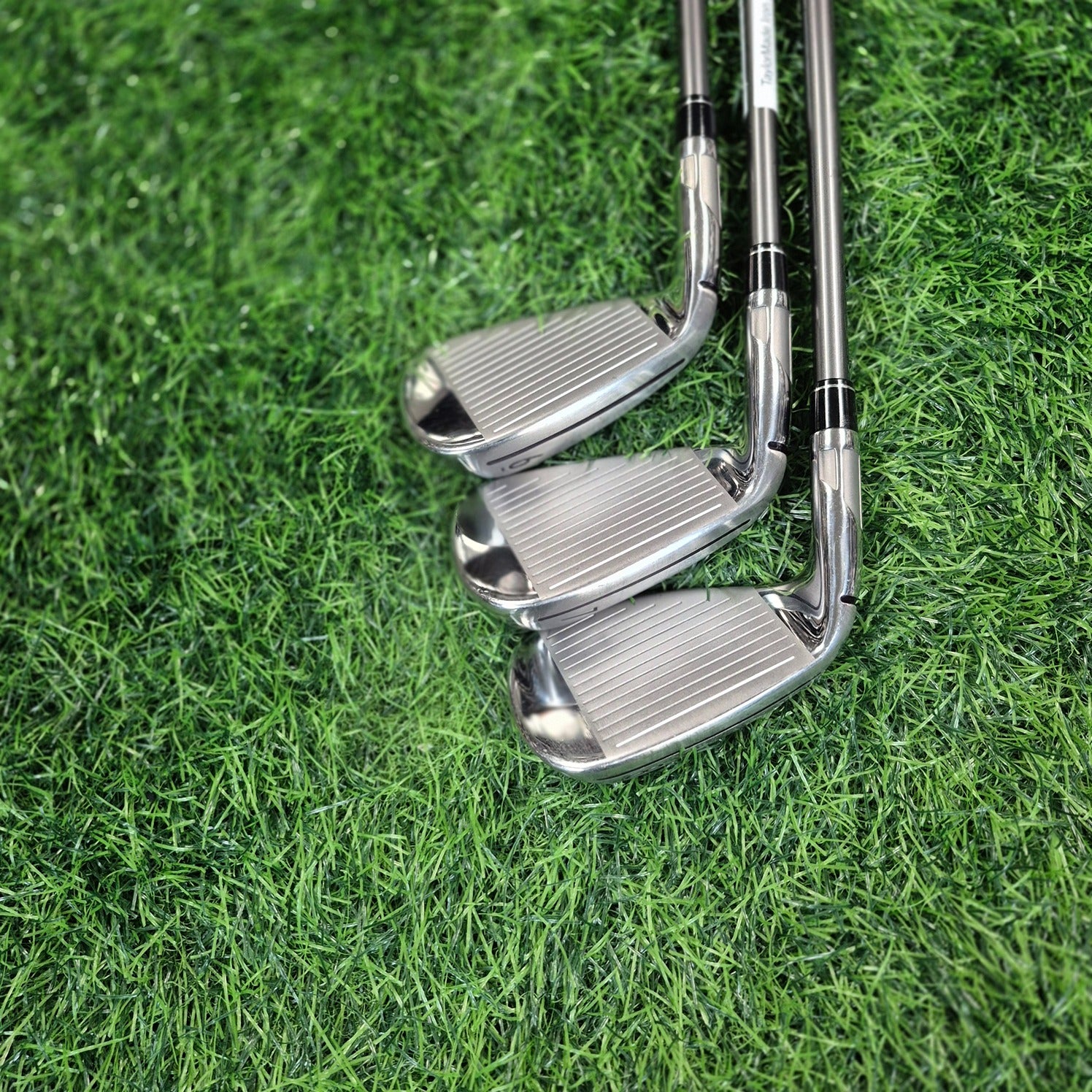 TaylorMade Iron Set / SIM Max / 5pcs / R