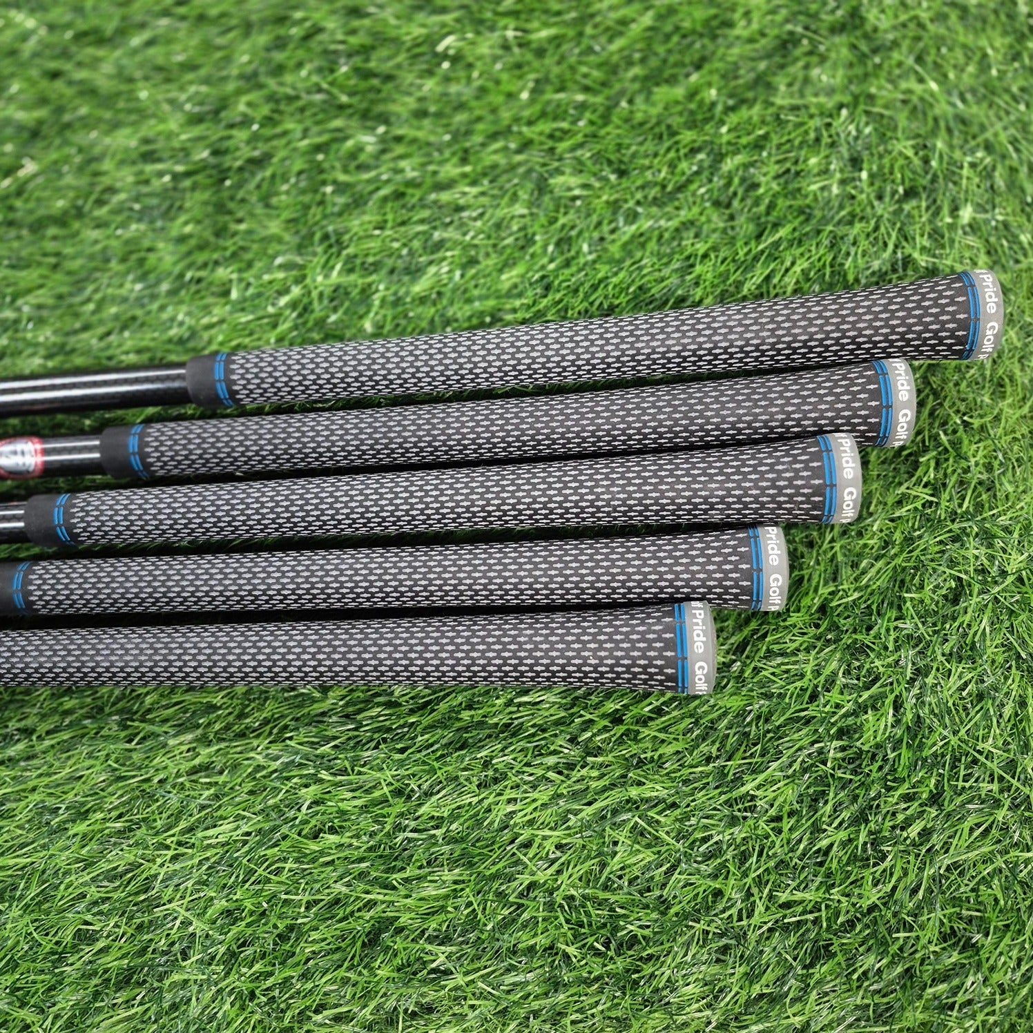 TaylorMade Iron Set / SIM Max / 5pcs / R