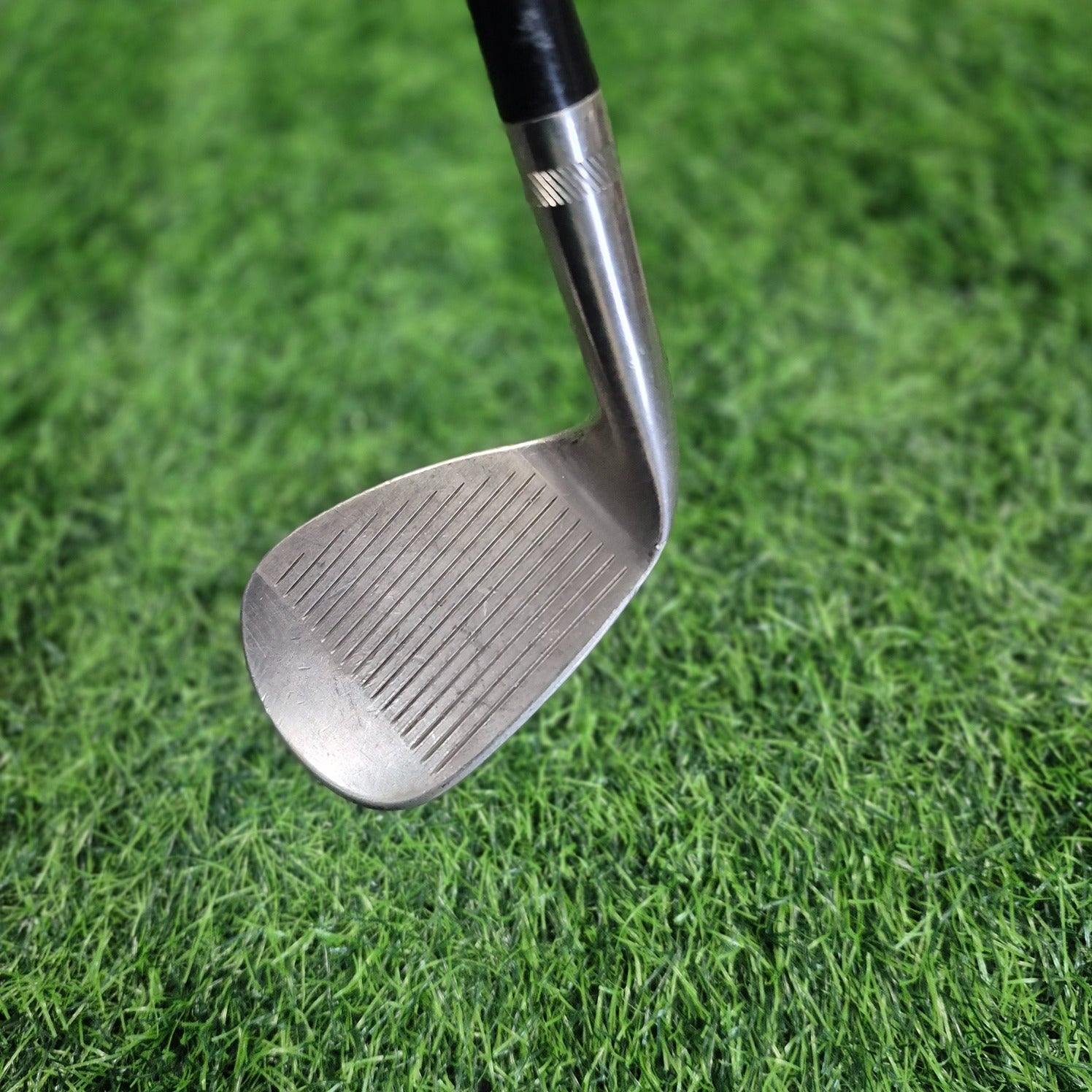 Titleist Wedge / VOKEY SM8 Chrome / 56.0-10°S