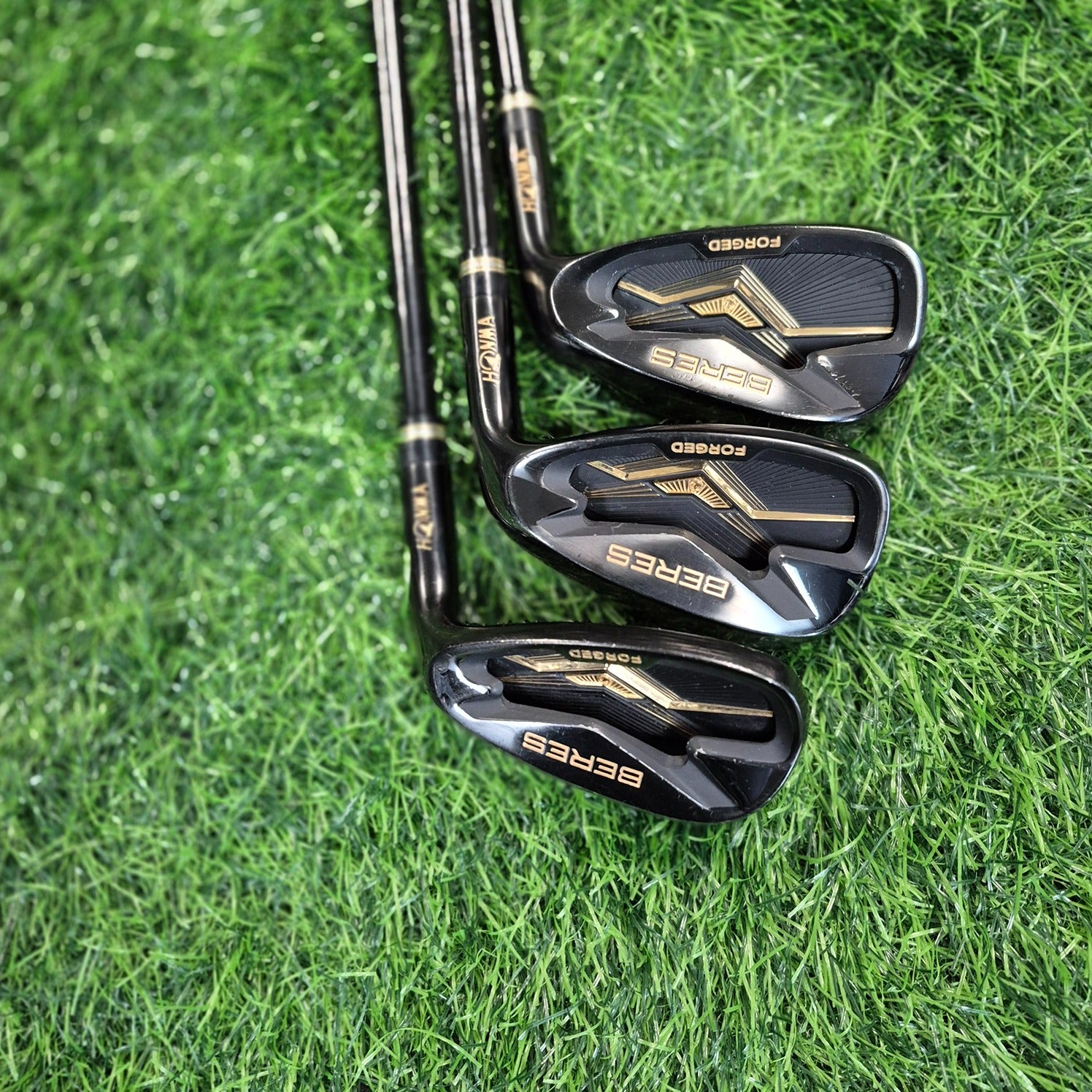 HONMA Iron Set / BERES FORGED BLACK / 7pcs / R