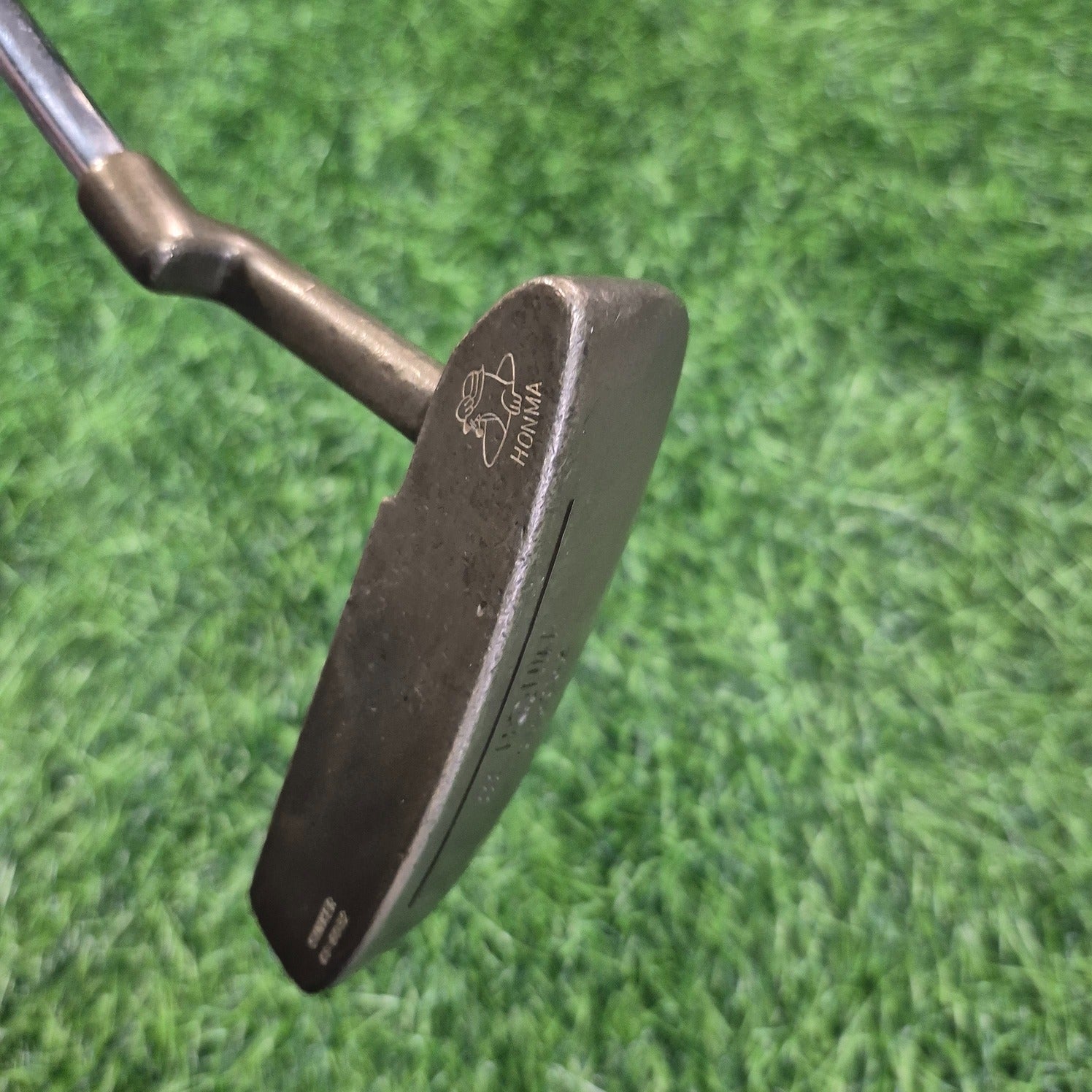 Honma Putter / CB8032 / 33"