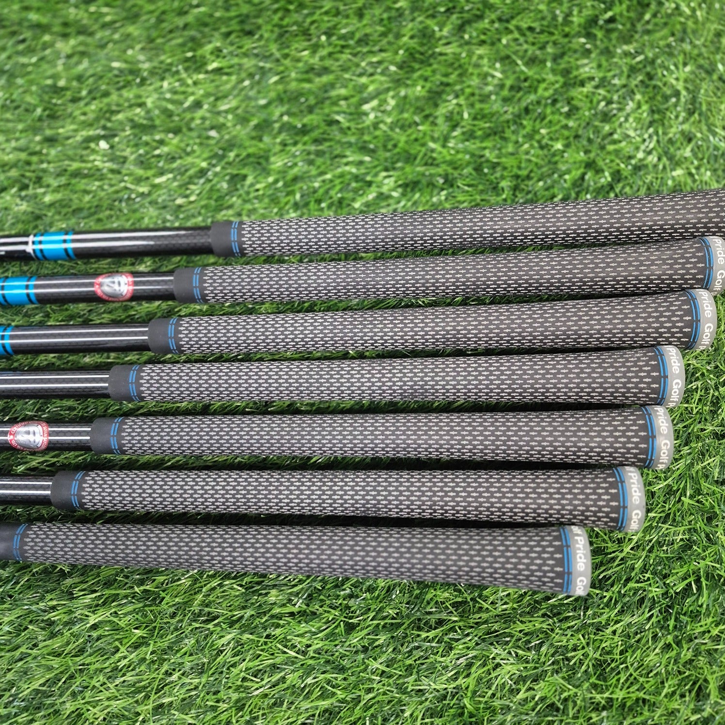 TaylorMade Iron Set / SIM Max OS / 7pcs / R