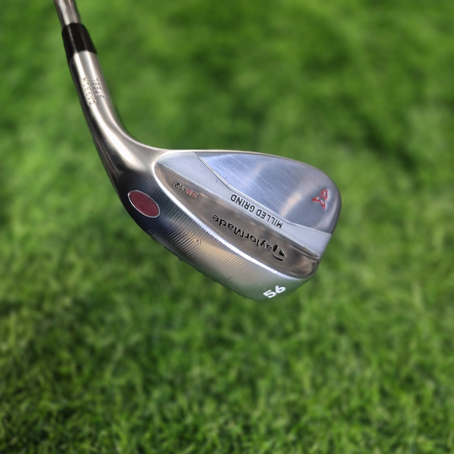 TaylorMade Wedge / Milled Grind / 56.0