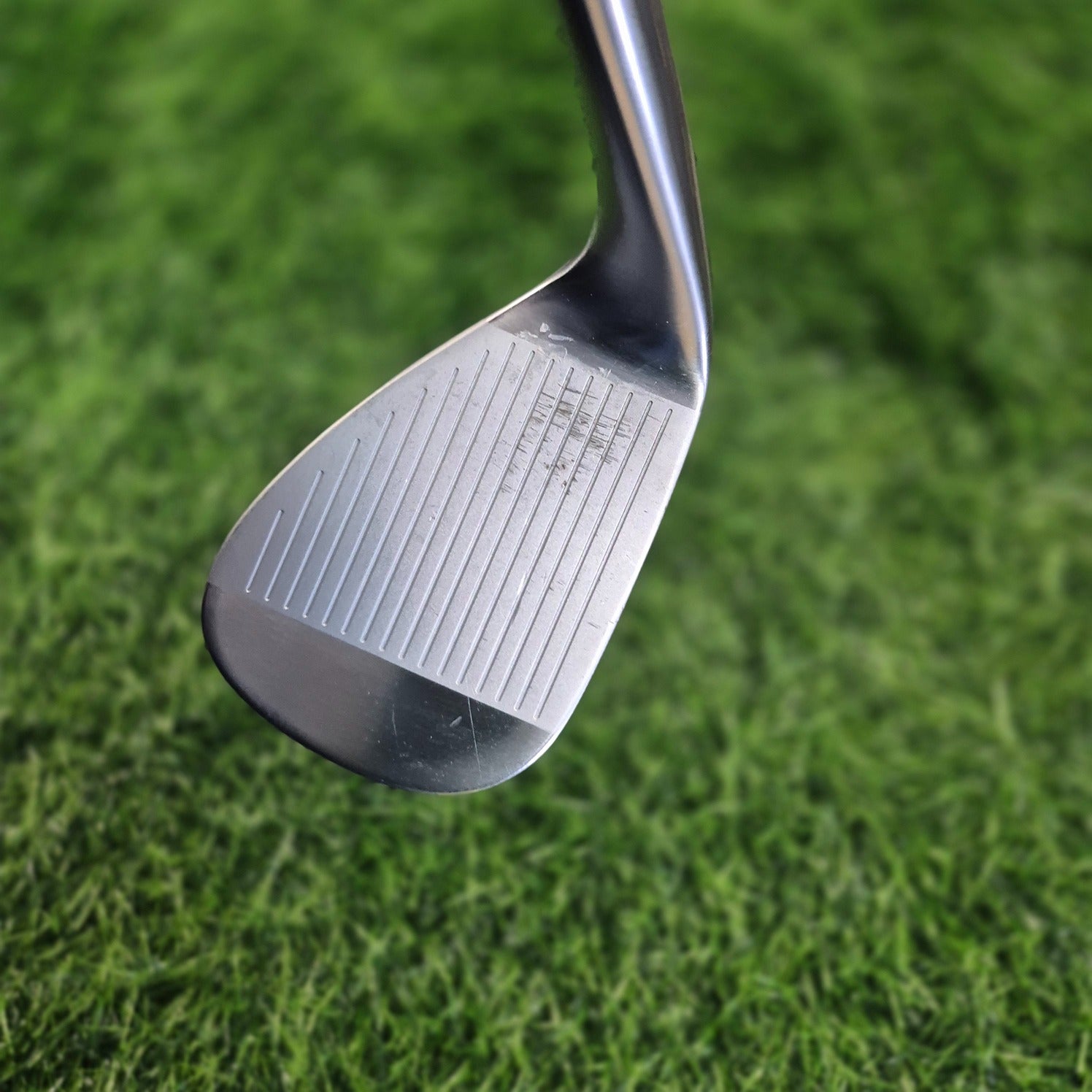 TaylorMade Wedge / Milled Grind / 56.0