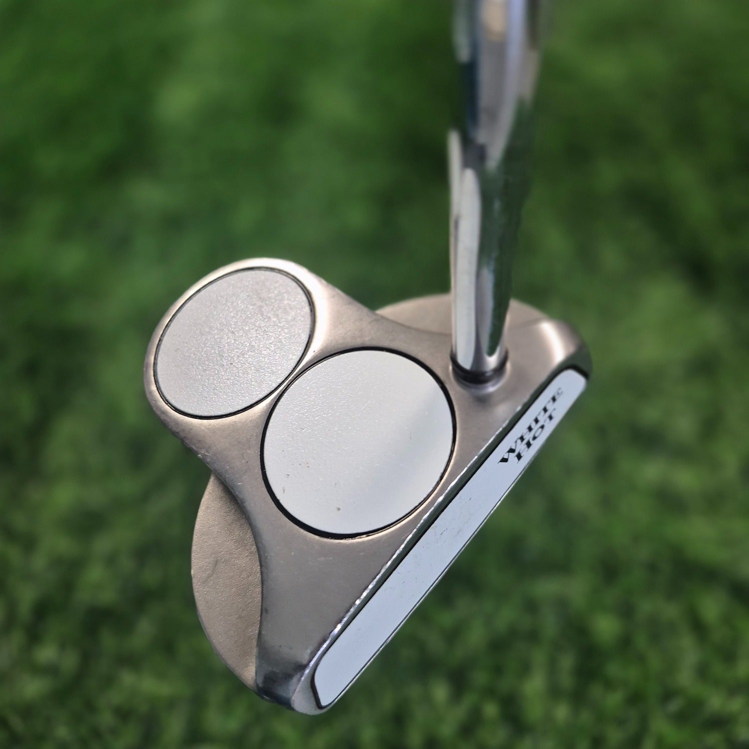 Odyssey Putter / White Hot 2-ball / 35"