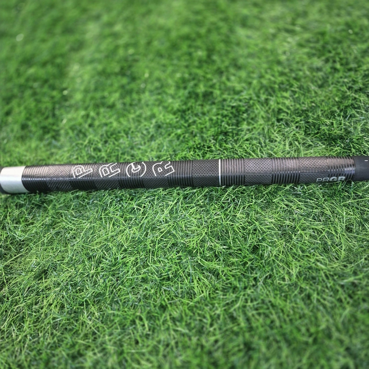PRGR Putter / Silver-Blade HV04 / 34"