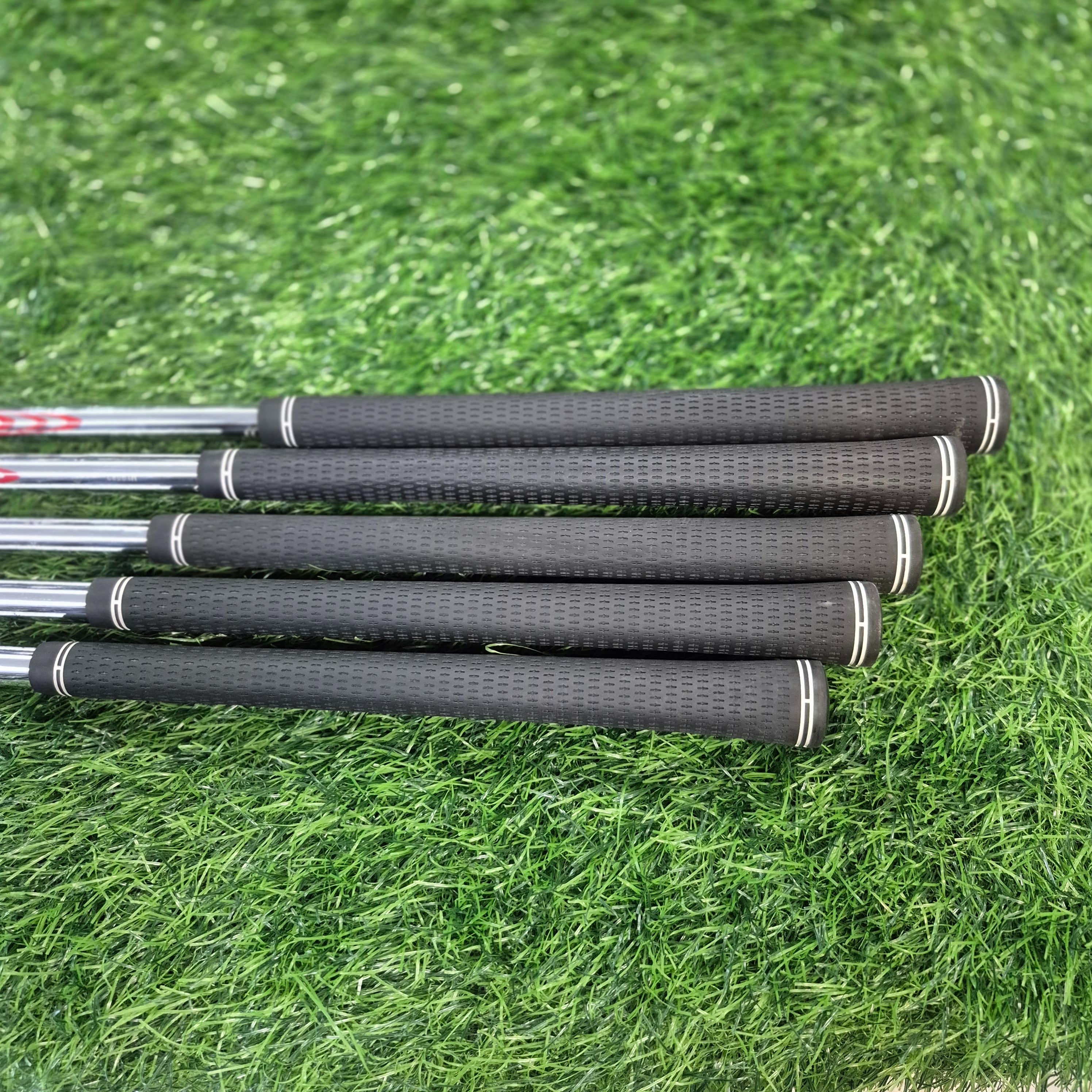 Titleist Iron Set / T300 / 5pcs / S