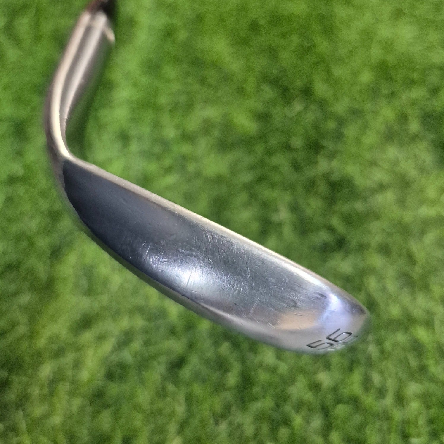 Titleist Wedge / Vokey SM8 Tour / 56.0 / Lefty / S