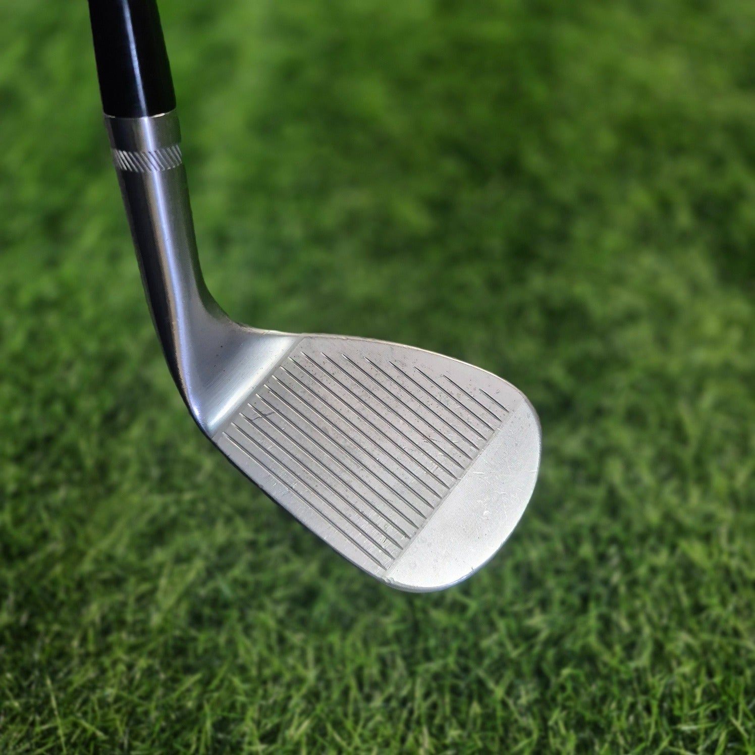 Titleist Wedge / Vokey SM8 Tour / 56.0 / Lefty / S