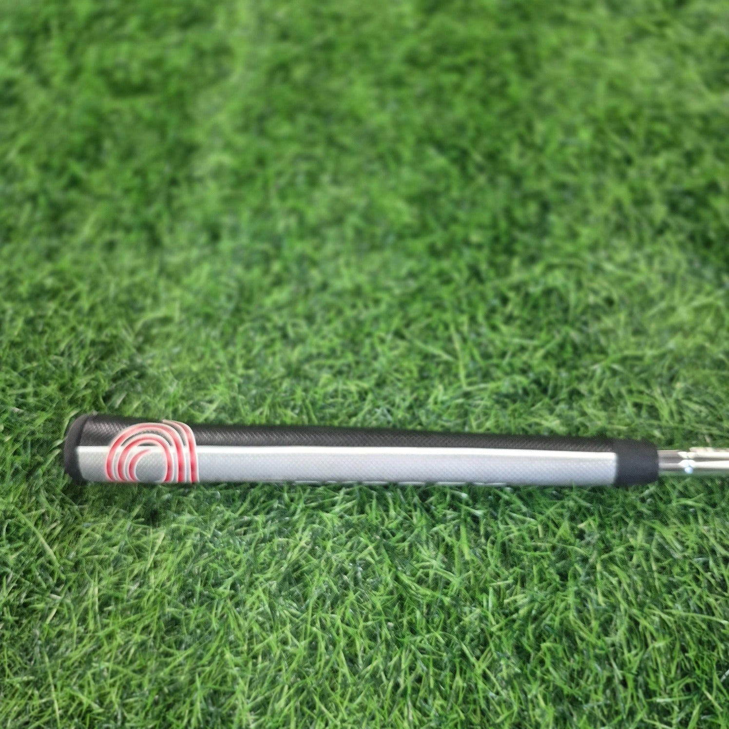 Odyssey Putter / WHITE HOT OG #7 / 33"