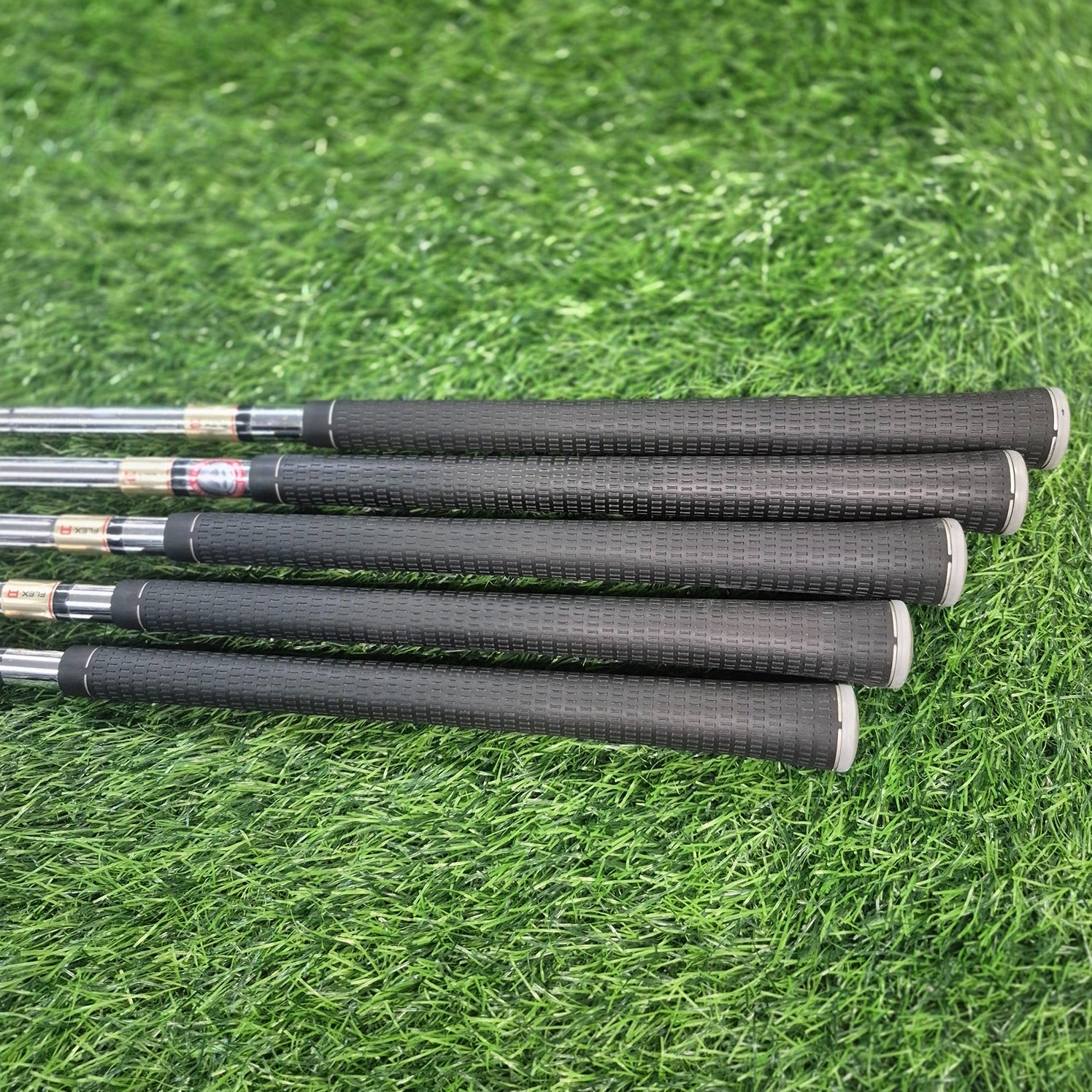 TaylorMade Iron Set / M2 / 5pcs / R