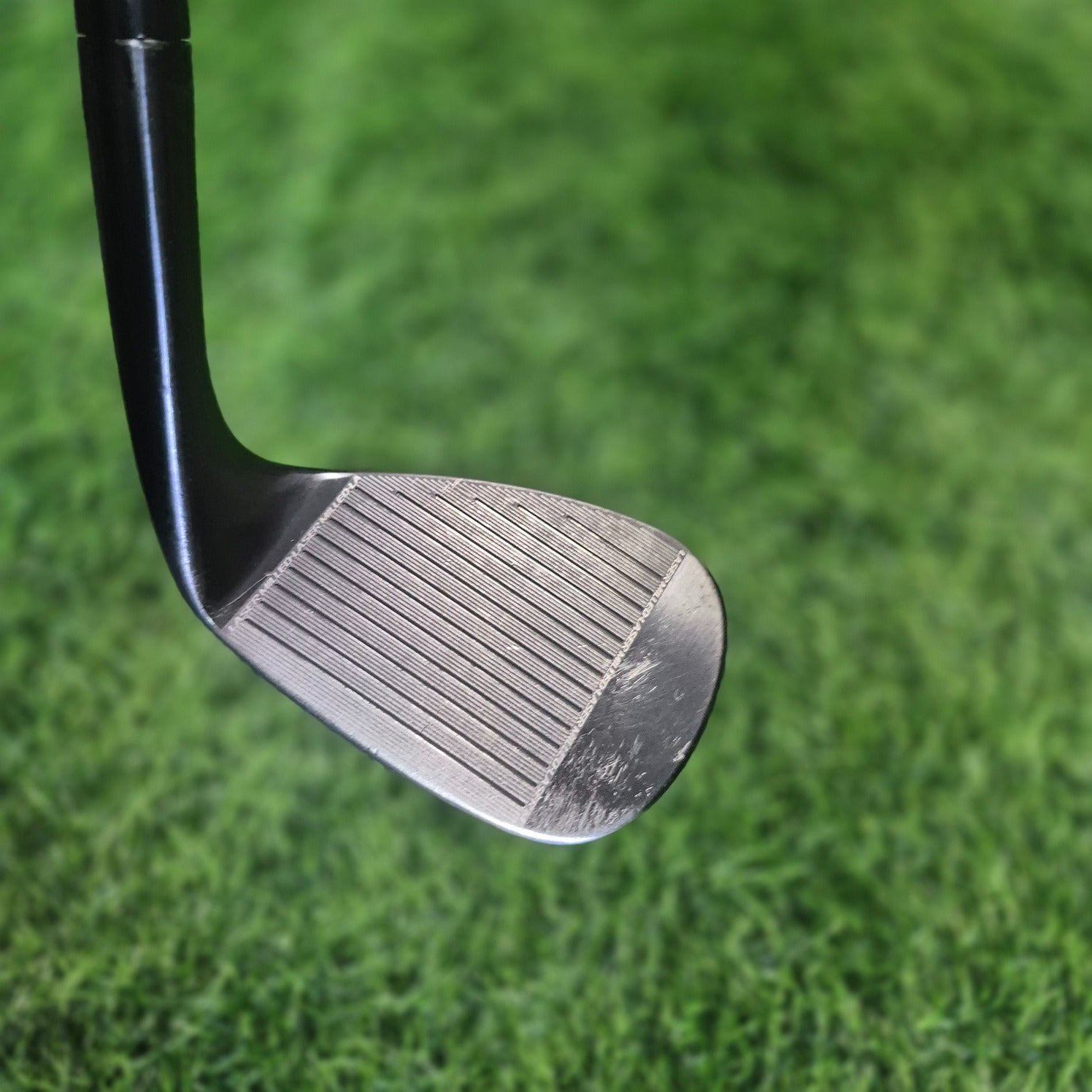 Cleveland Wedge / 588 Precision Forged / 56.0 / Lefty