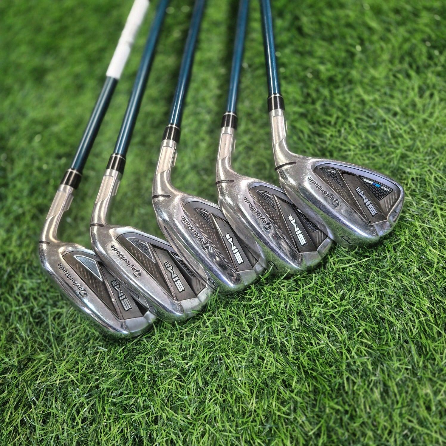TaylorMade Iron Set / SIM2 Max / 5pcs / R