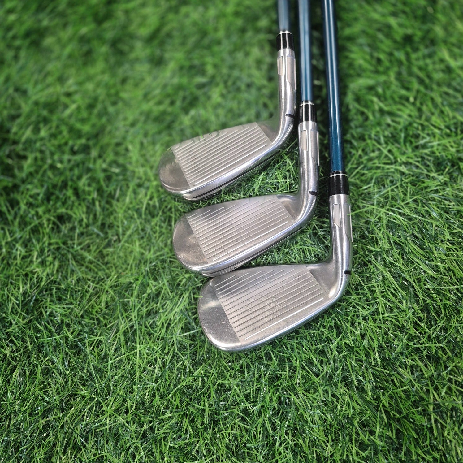 TaylorMade Iron Set / SIM2 Max / 5pcs / R