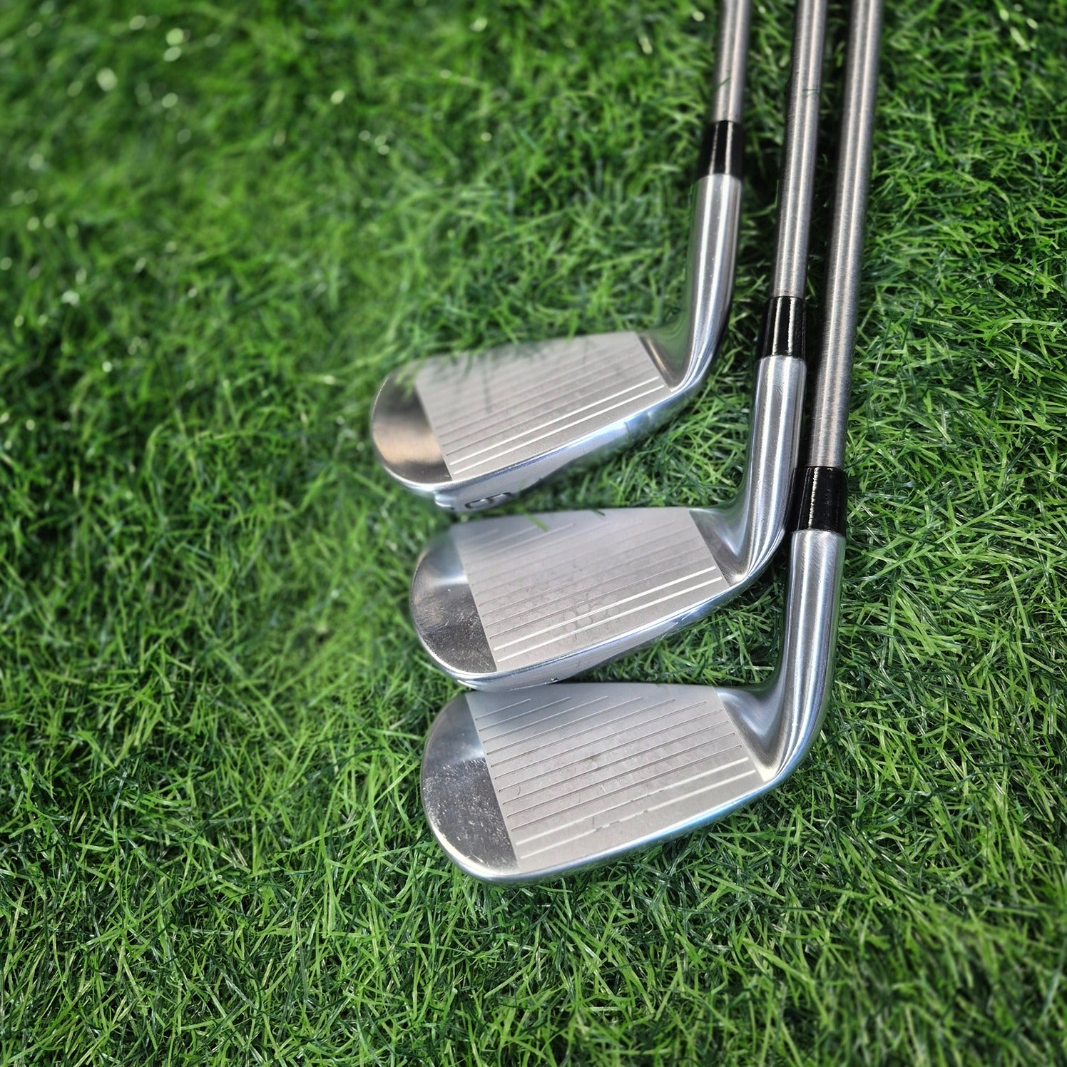Bridgestone Iron Set / 213 HF Forged / 5 pcs / R