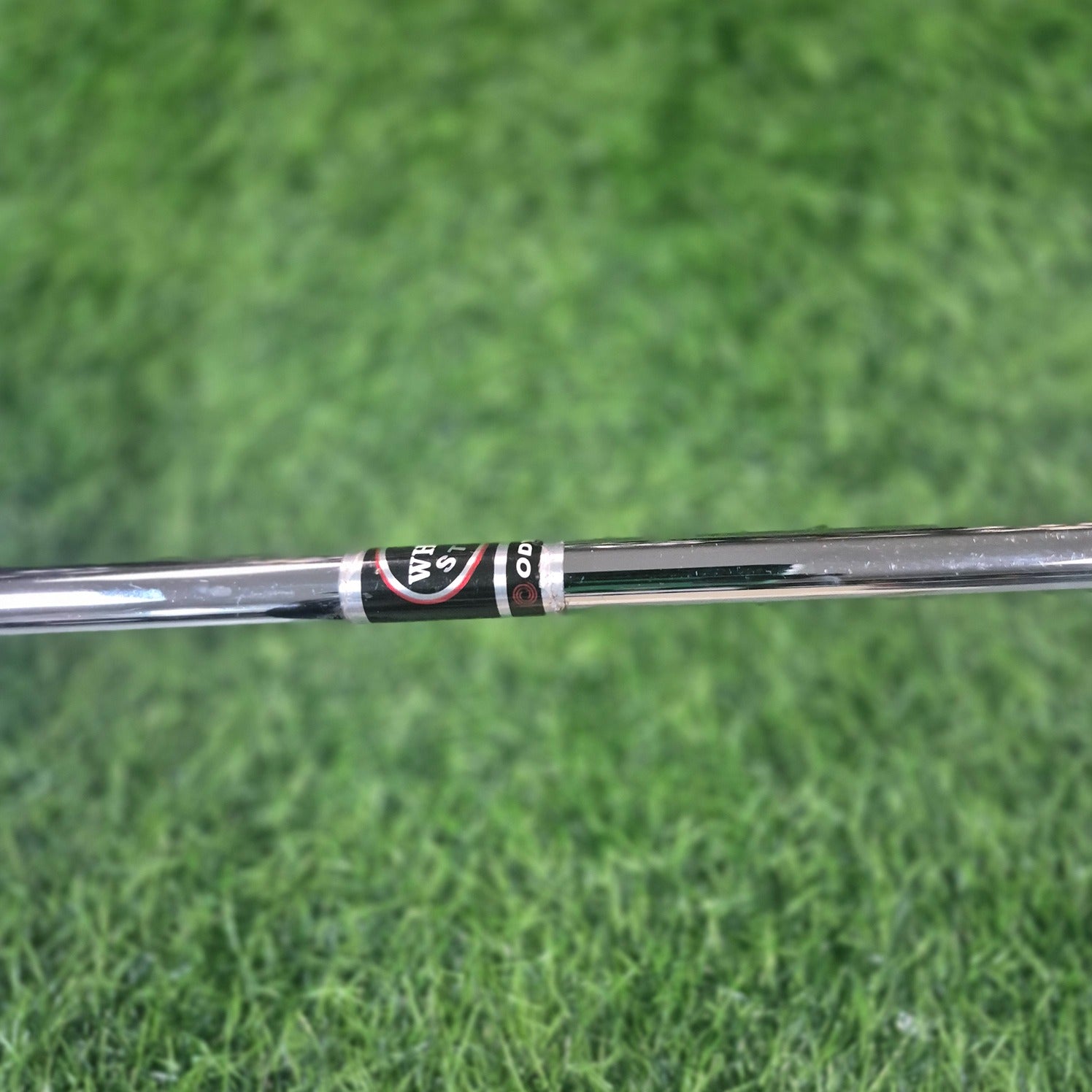 Odyssey – Putter putter (type mâle, 86,4 cm, acier) blanc chaud OG Big T double aération Odyssey – Putter putter (type mâle, 86,4 cm, acier) blanc chaud OG Big T double aération