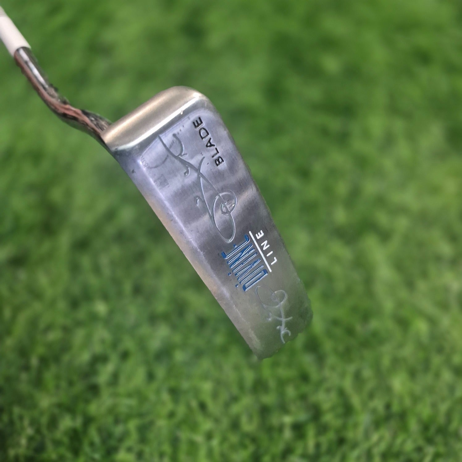 Odyssey Putter / DIVINE LINE BLADE / 32 " / Women