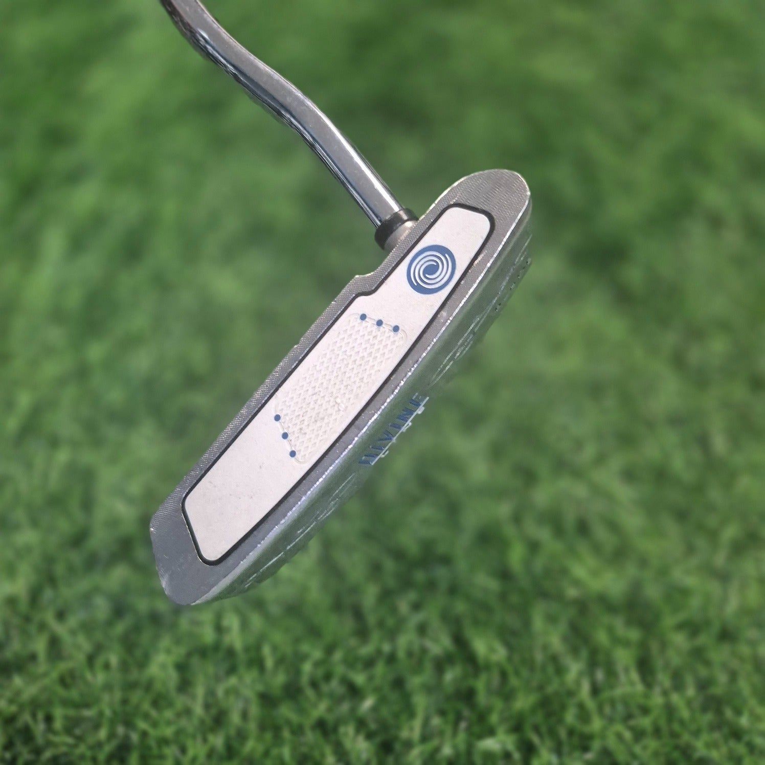 Odyssey Putter / DIVINE LINE BLADE / 32 " / Women