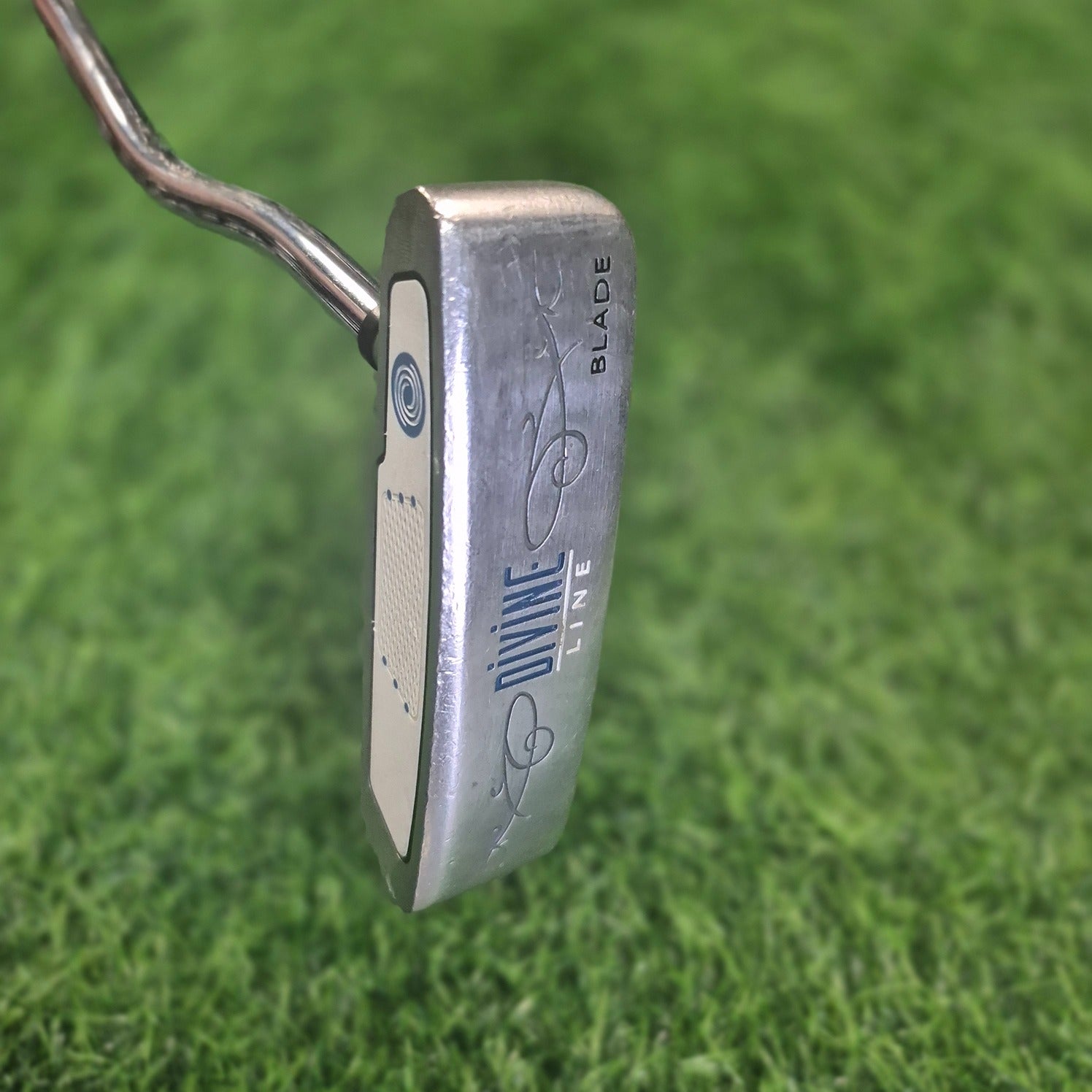 Odyssey Putter / DIVINE LINE BLADE / 32 " / Women