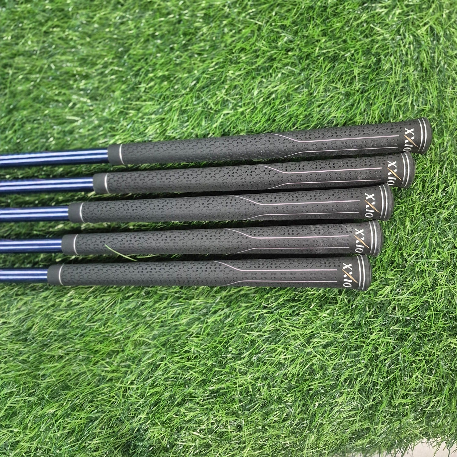 XXIO Iron Set / XXIO 7 / 5pcs / Pink / Women