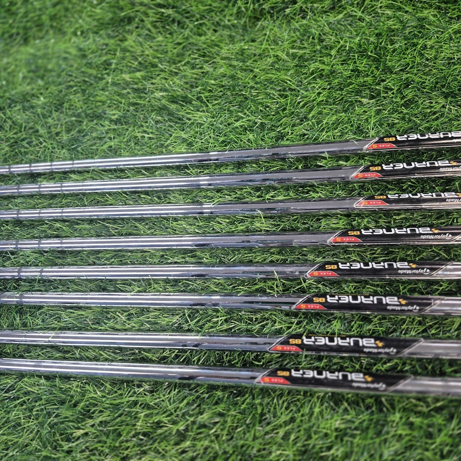Reserved: TaylorMade Iron Set / BURNER / 8pcs / Lefty / S