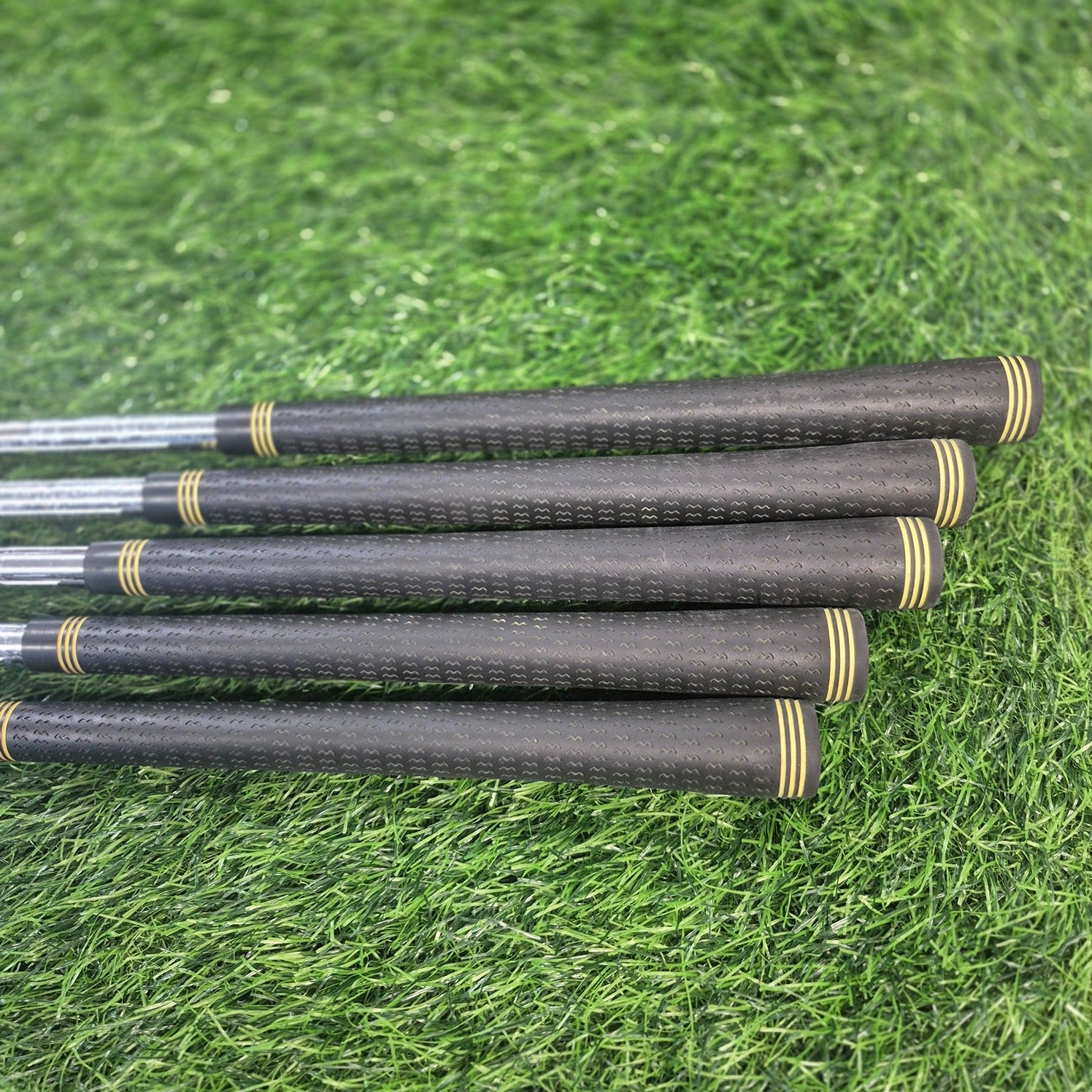 Bridgestone Iron Set / ViQ / 5pcs / UNI