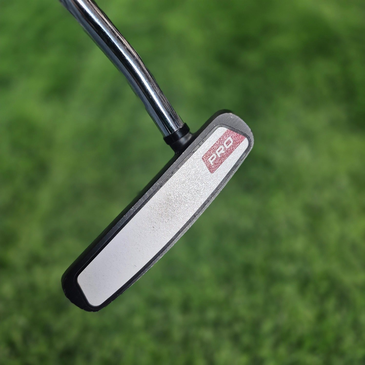 Odyssey Putter /  WHITE HOT PRO V-LINE / 32" / Women