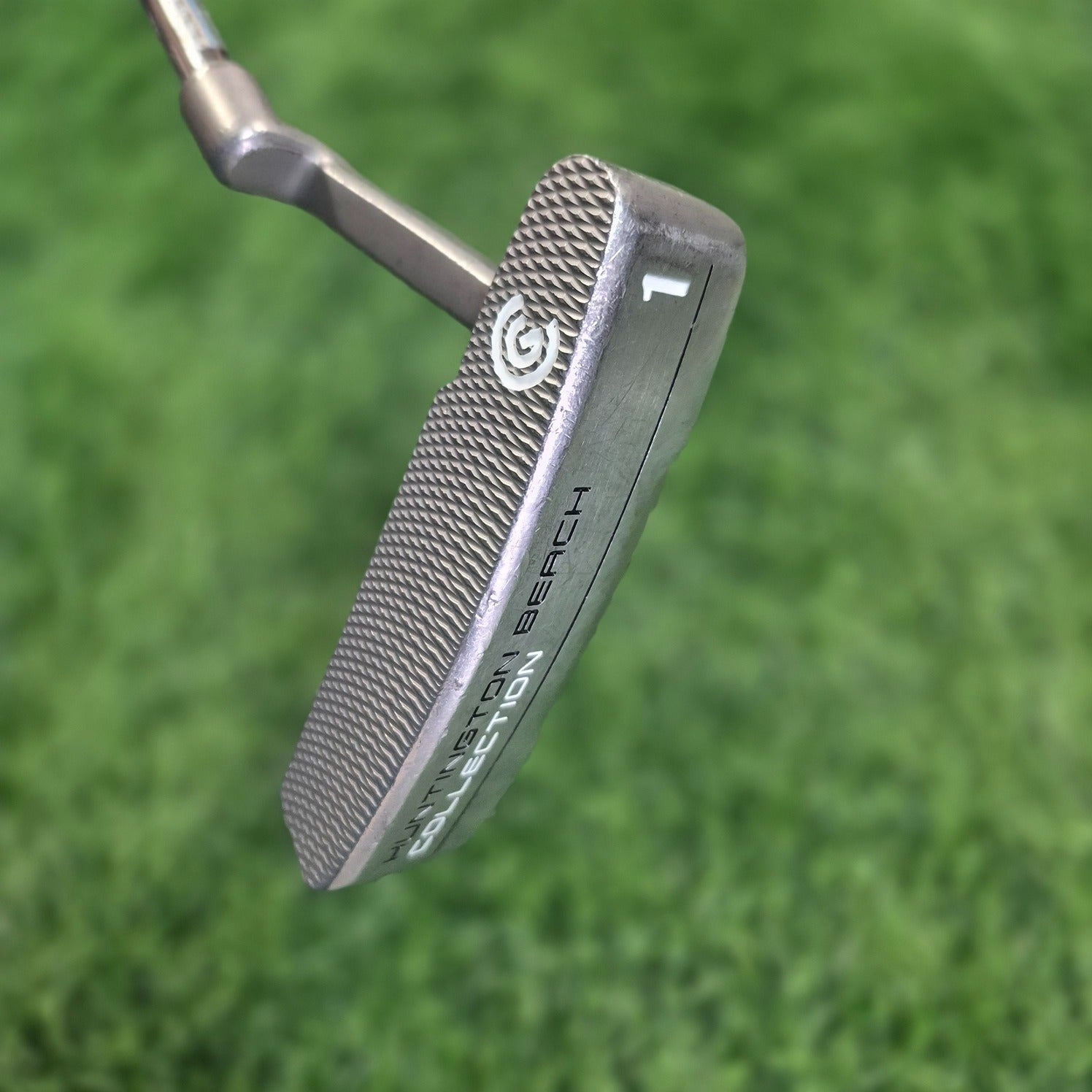 Cleveland Putter /  Huntington Beach / 34"