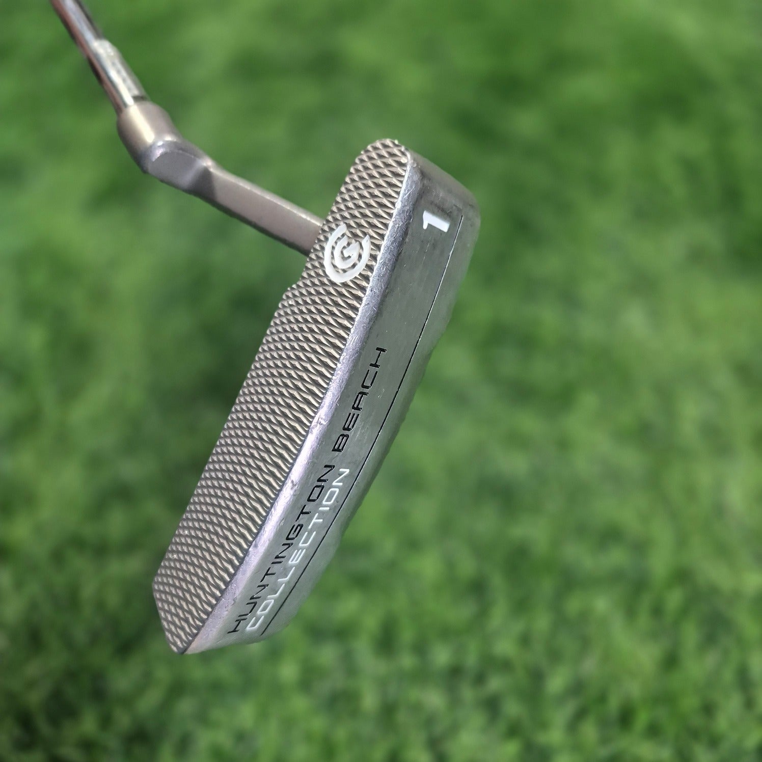 Cleveland Putter /  Huntington Beach / 34"