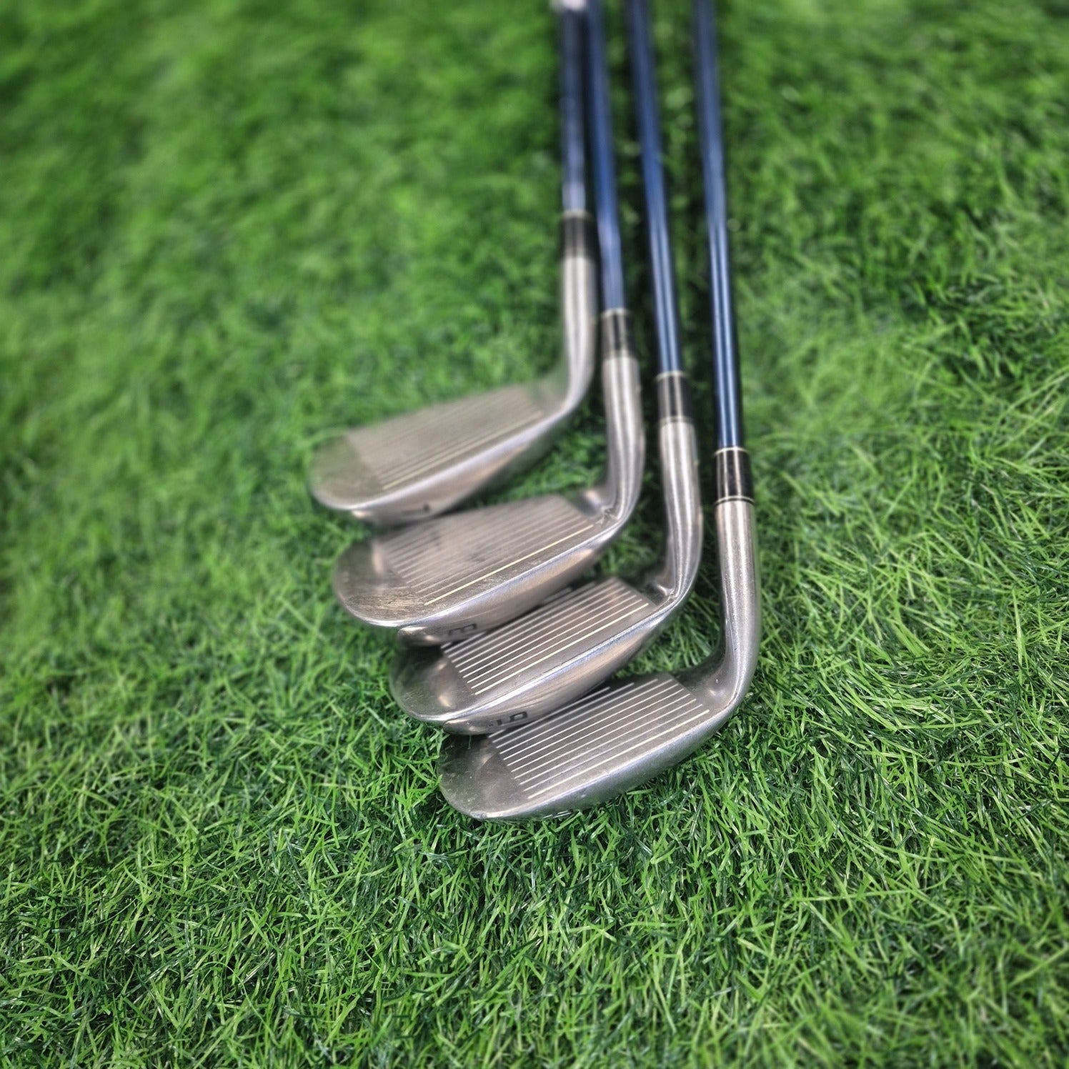 Bridgestone Iron Set / Vi CL / 4pcs / Women