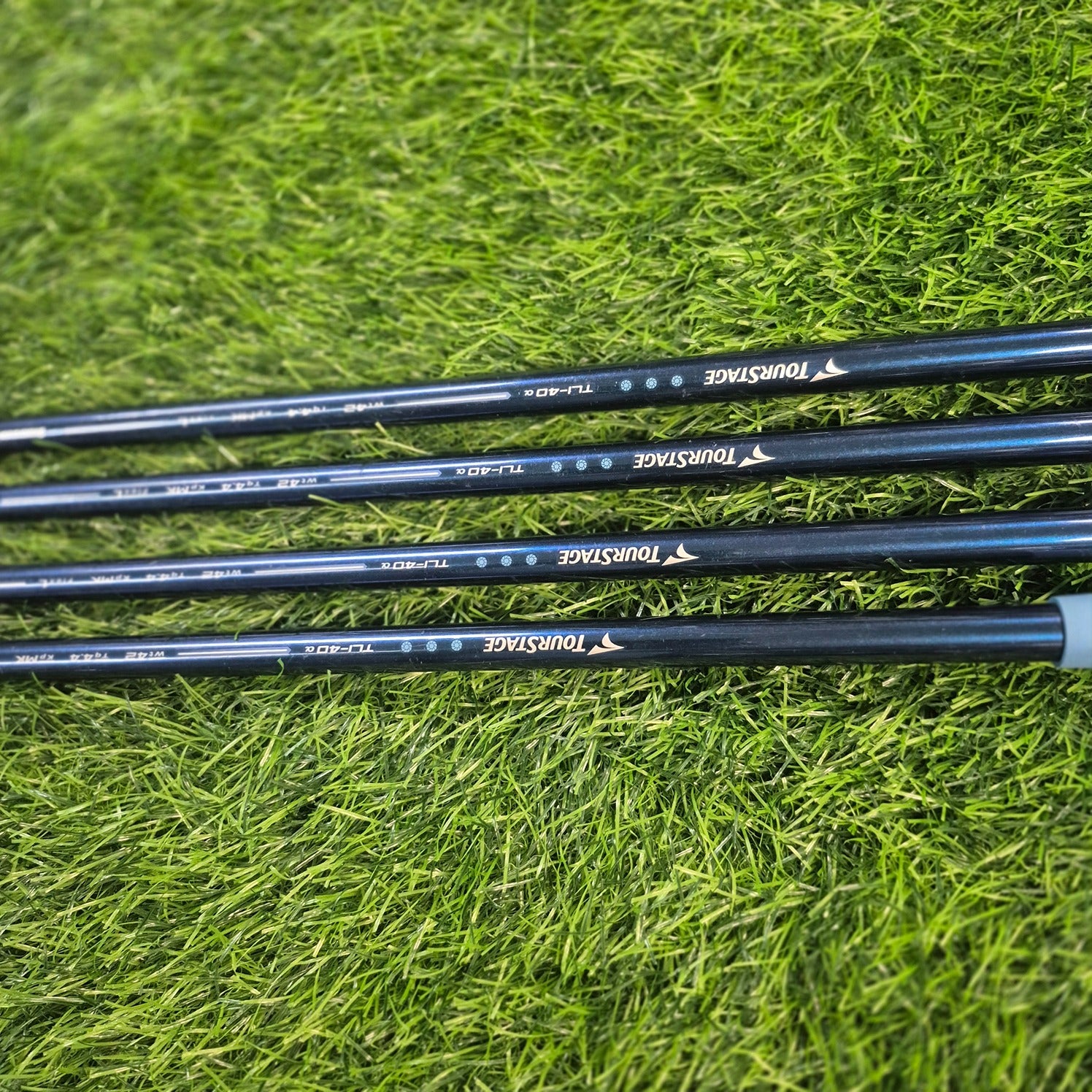 Bridgestone Iron Set / Vi CL / 4pcs / Women
