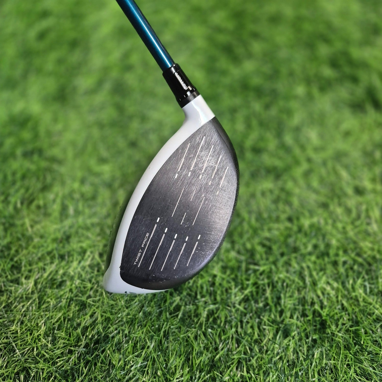 TaylorMade Driver / SIM2 Max D / 10.5 / R