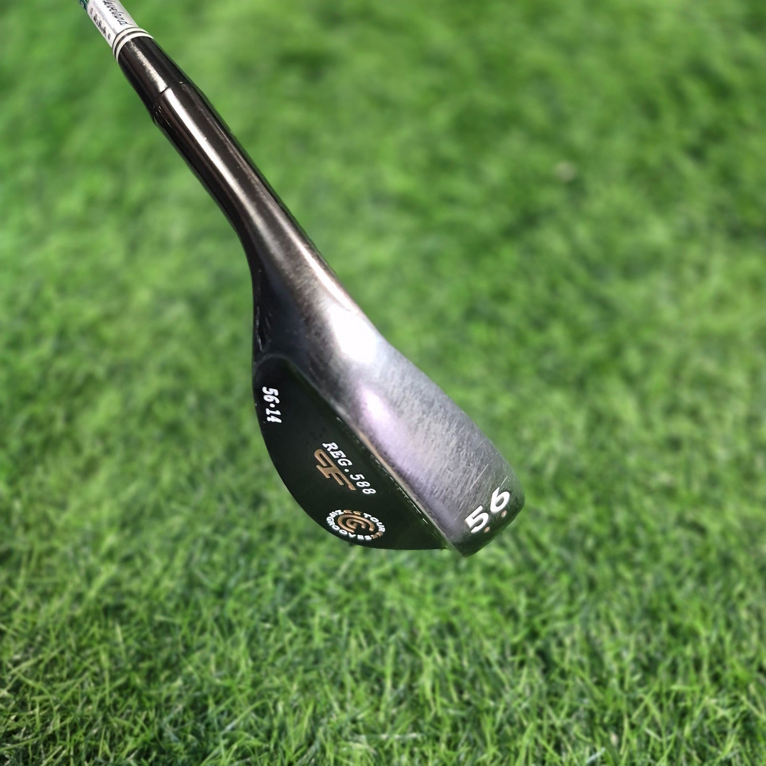 Cleveland Wedge / REG 588 / 56.0 / Lefty