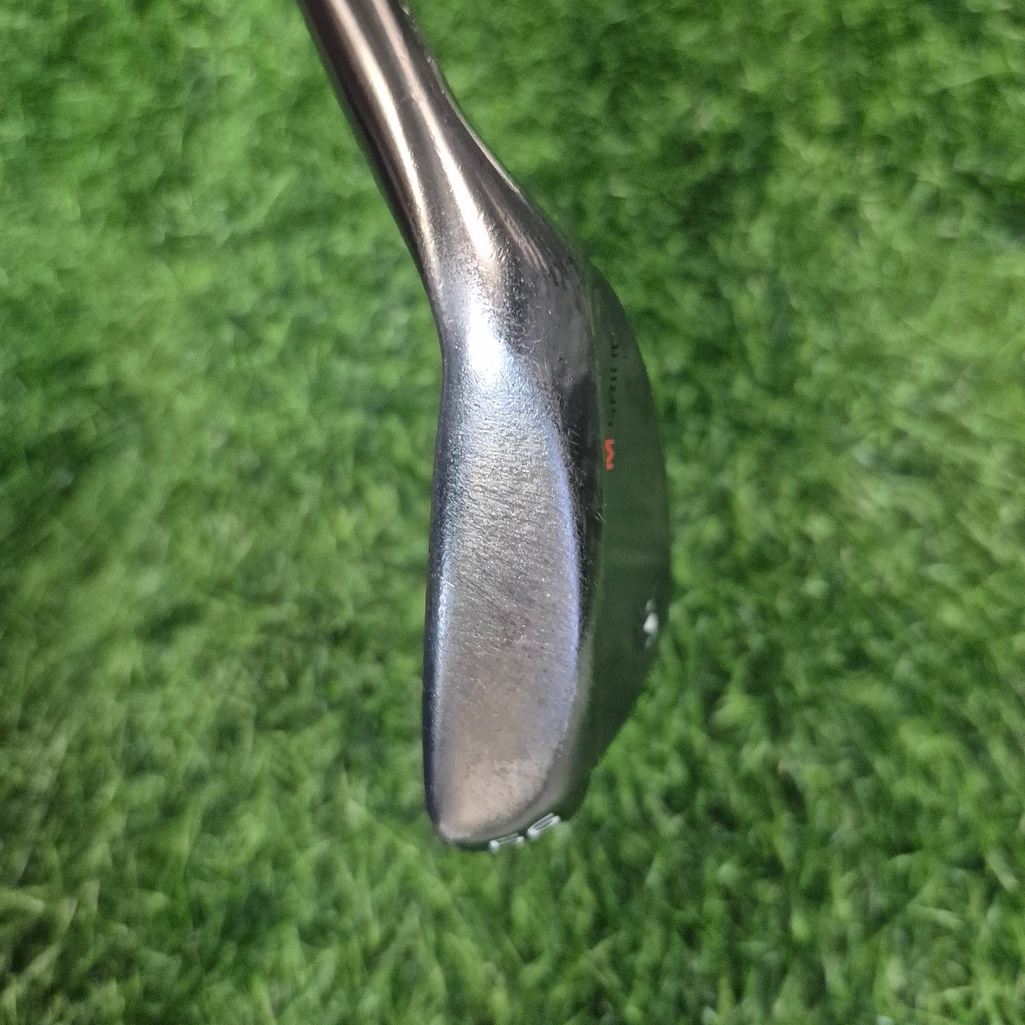 Titleist Wedge / Vokey SM6 M Grind / 56.0